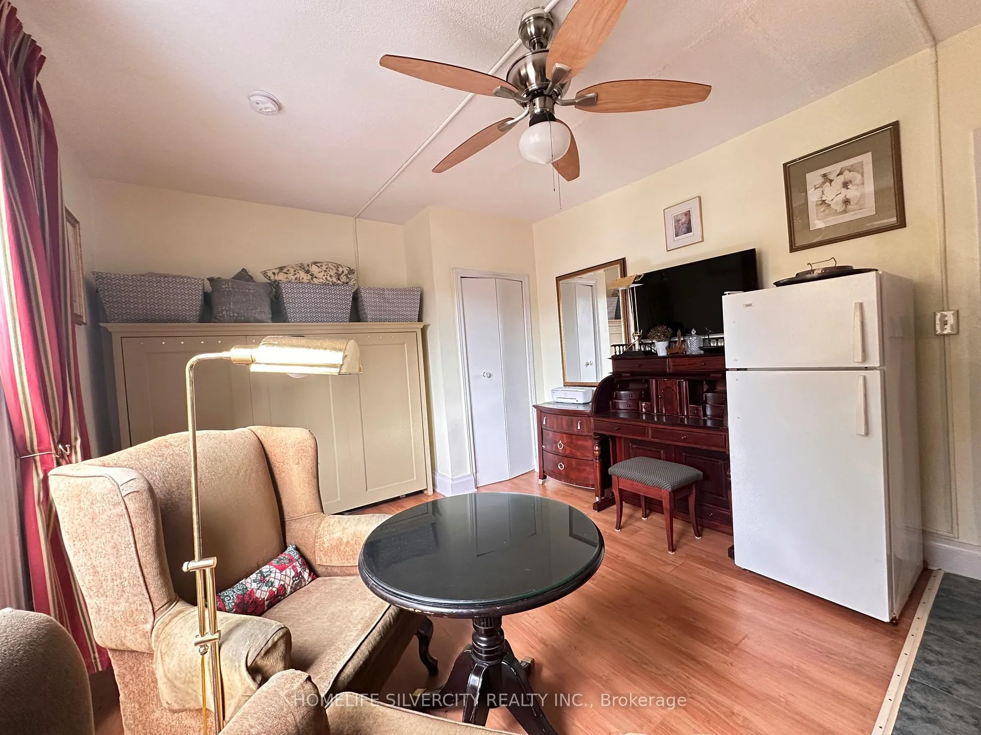Photo 19 of Unit 4, 50 Nelson Street W, Brampton, Downtown Brampton — HOMEH