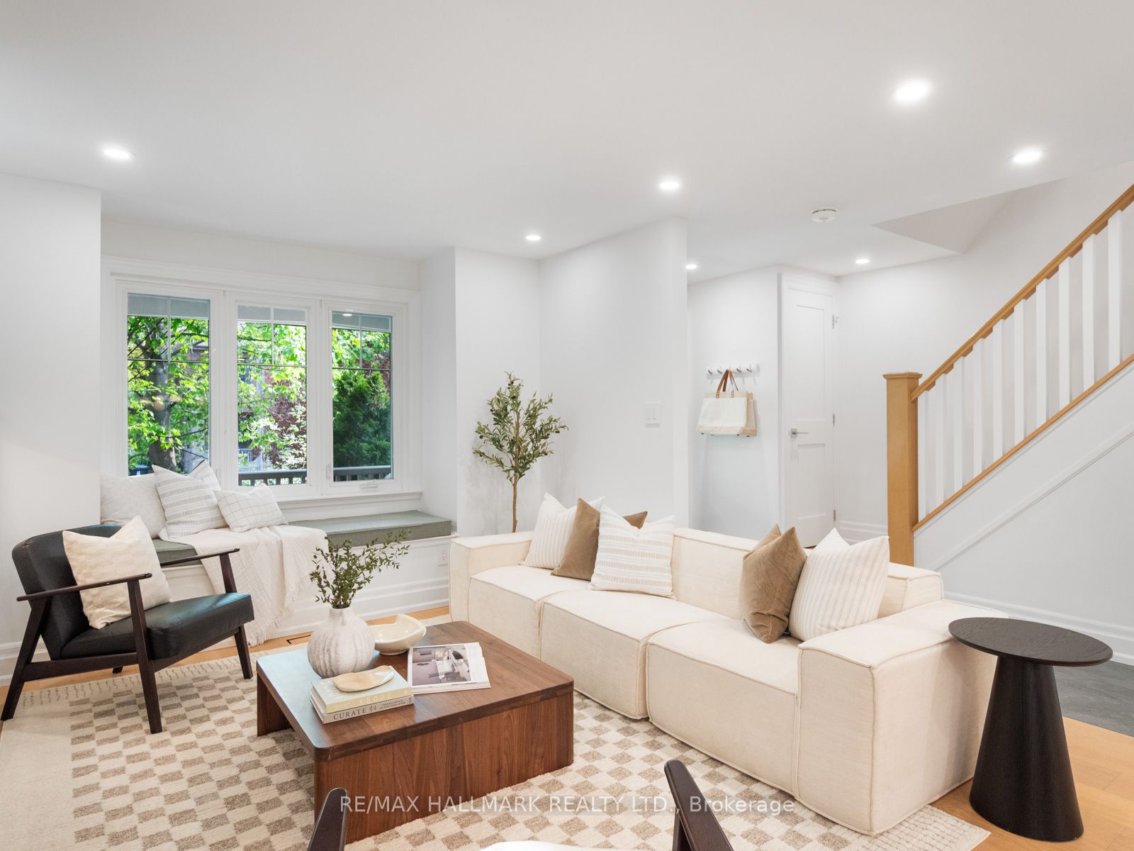 Photo 52 of 18 Thorncliffe Avenue, Toronto, Playter Estates-Danforth — HOMEH