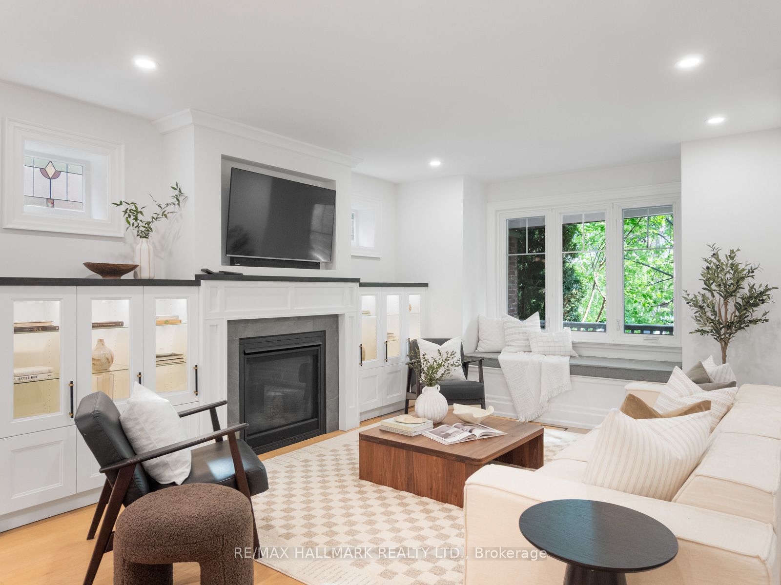 Photo 53 of 18 Thorncliffe Avenue, Toronto, Playter Estates-Danforth — HOMEH