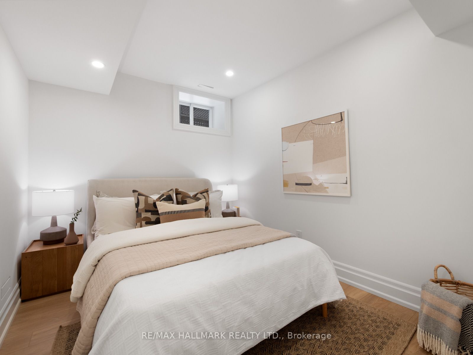 Photo 83 of 18 Thorncliffe Avenue, Toronto, Playter Estates-Danforth — HOMEH