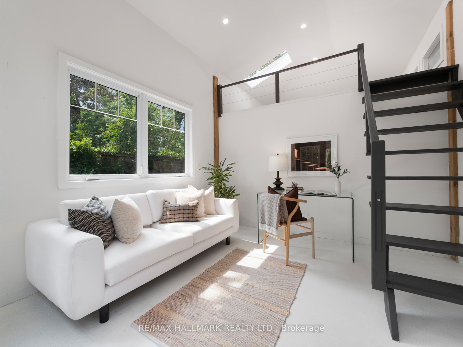 Photo 87 of 18 Thorncliffe Avenue, Toronto, Playter Estates-Danforth — HOMEH