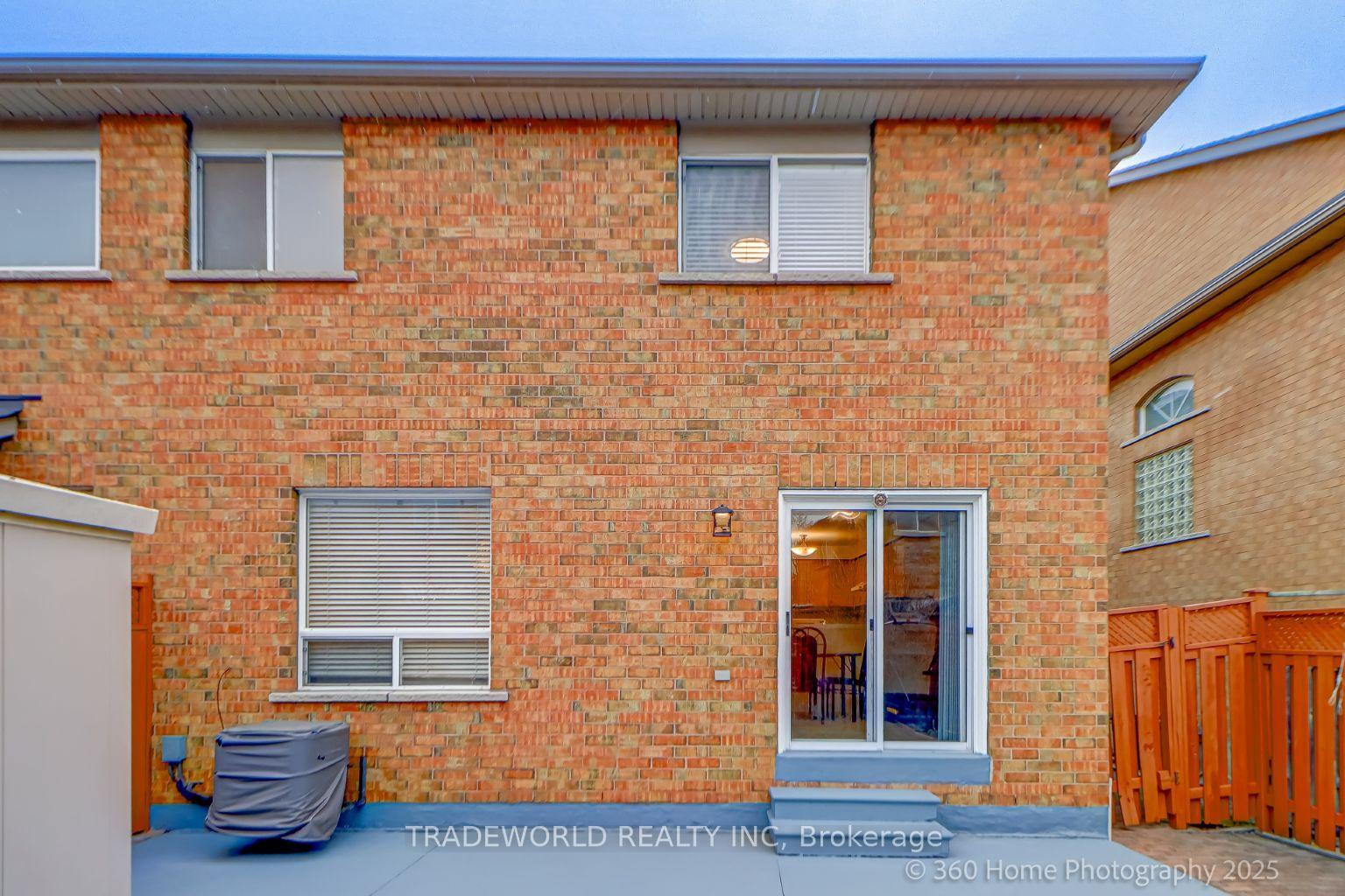 Photo 8 of 103 Comoq Avenue, Vaughan, Vellore Village — HOMEH