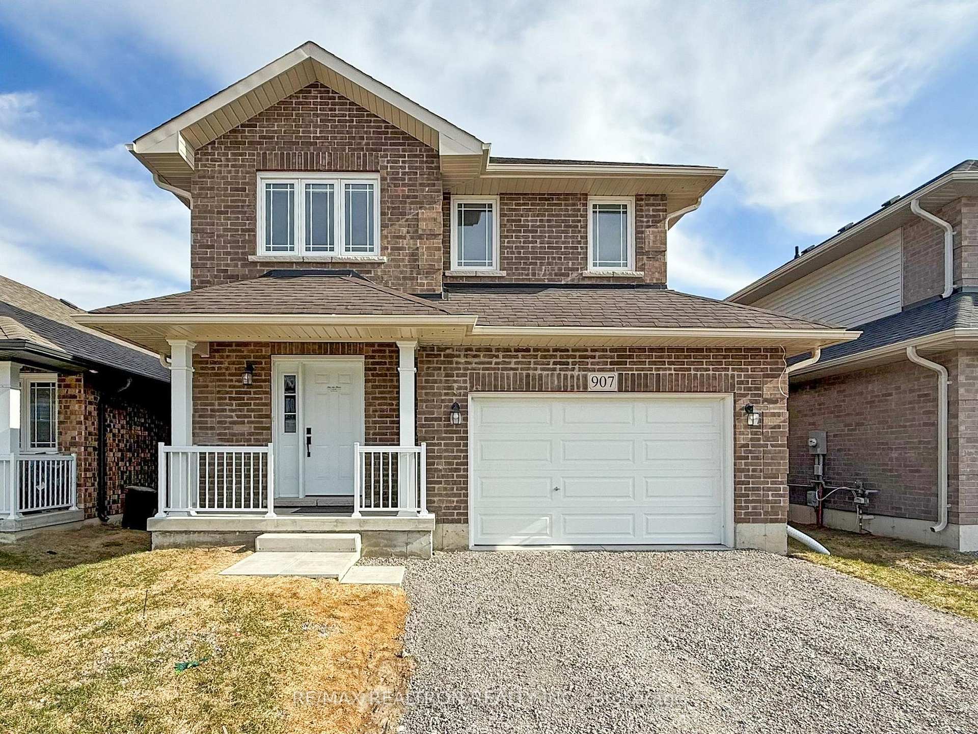 Photo 1 of 907 Bamford Terrace, Peterborough, Monaghan Ward 2 — HOMEH