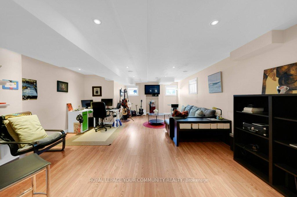 Photo 39 of 407 Lady Nadia Drive, Vaughan, Patterson — HOMEH