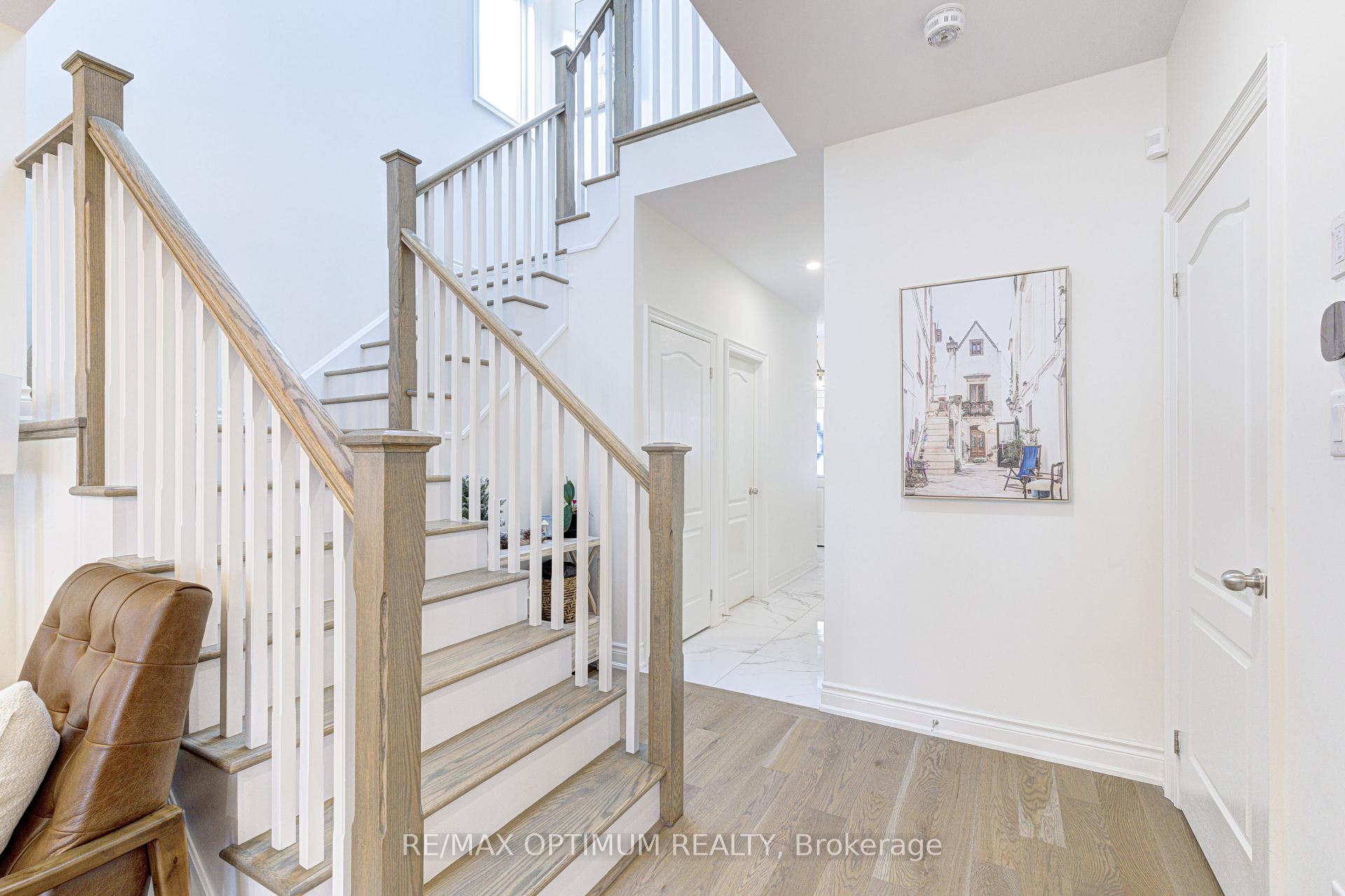 Photo 6 of 3 Mussle White Road, Brampton, Bram West — HOMEH