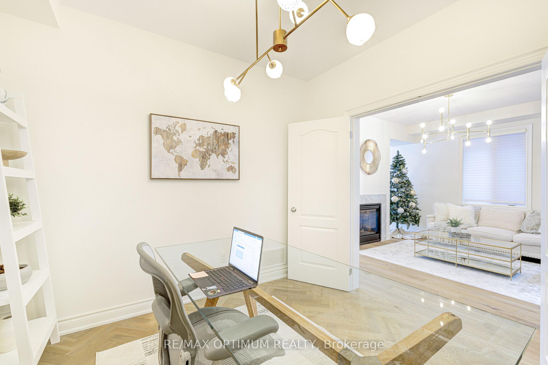 Photo 13 of 3 Mussle White Road, Brampton, Bram West — HOMEH