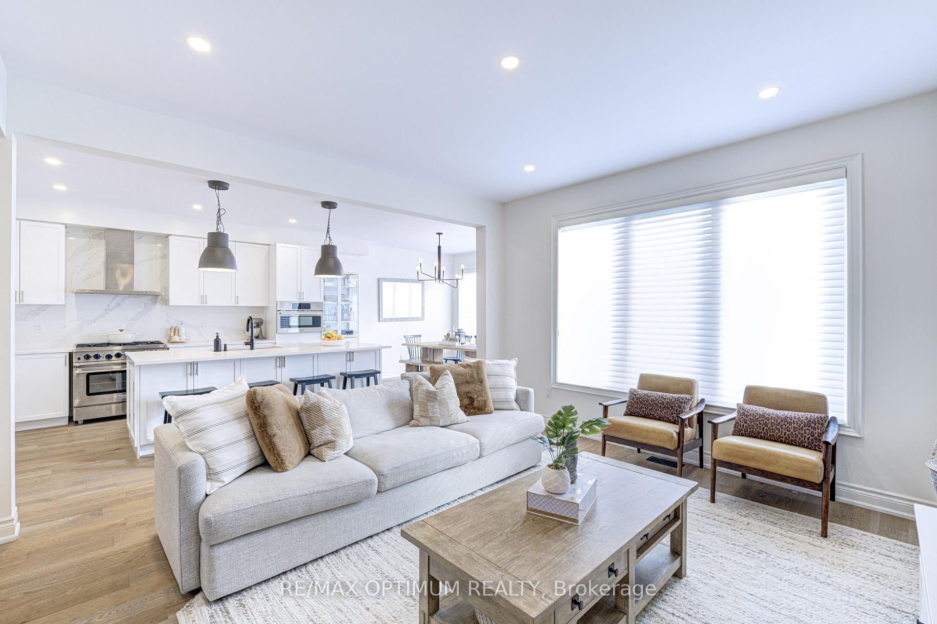Photo 10 of 3 Mussle White Road, Brampton, Bram West — HOMEH