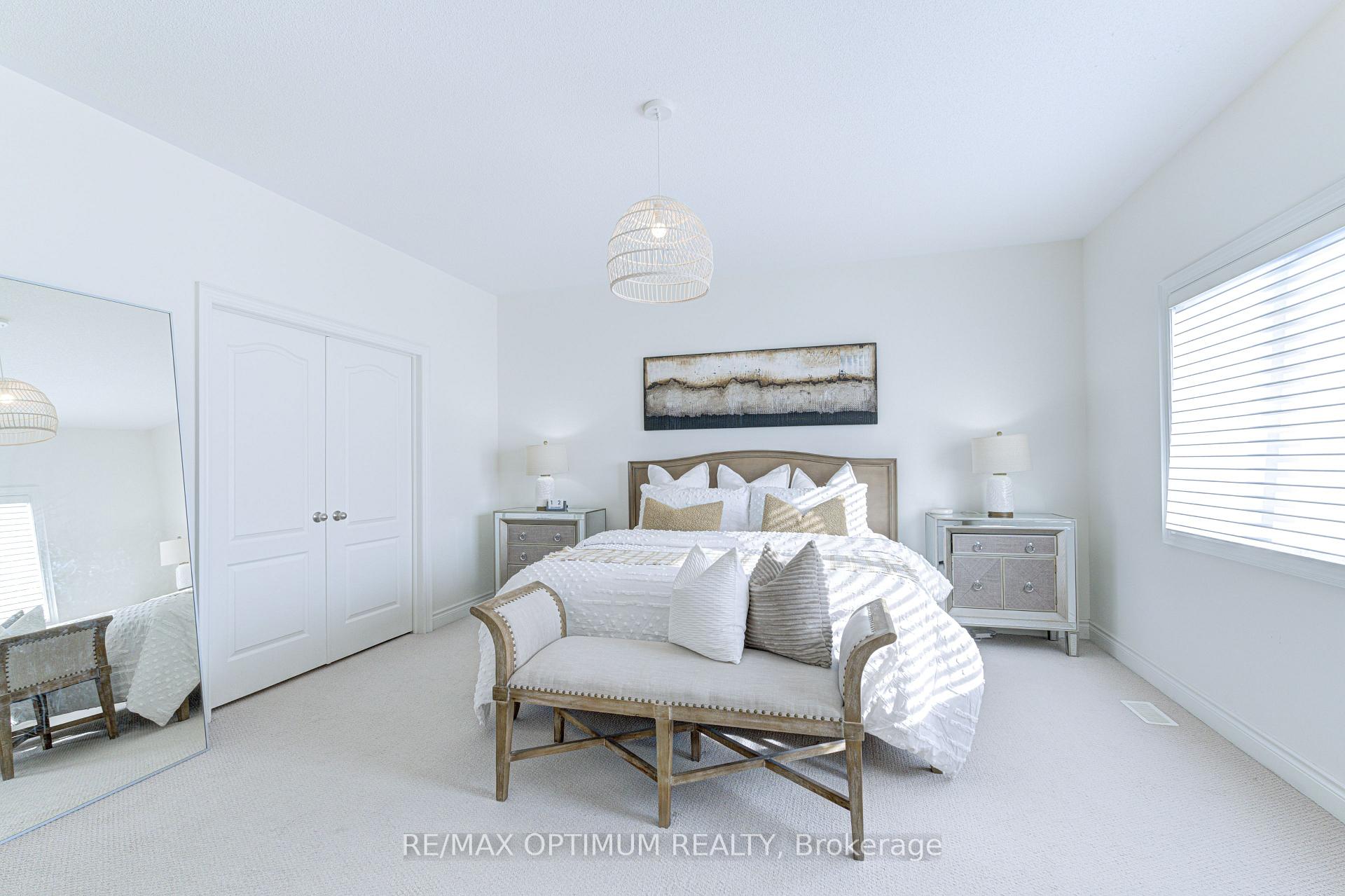 Photo 18 of 3 Mussle White Road, Brampton, Bram West — HOMEH