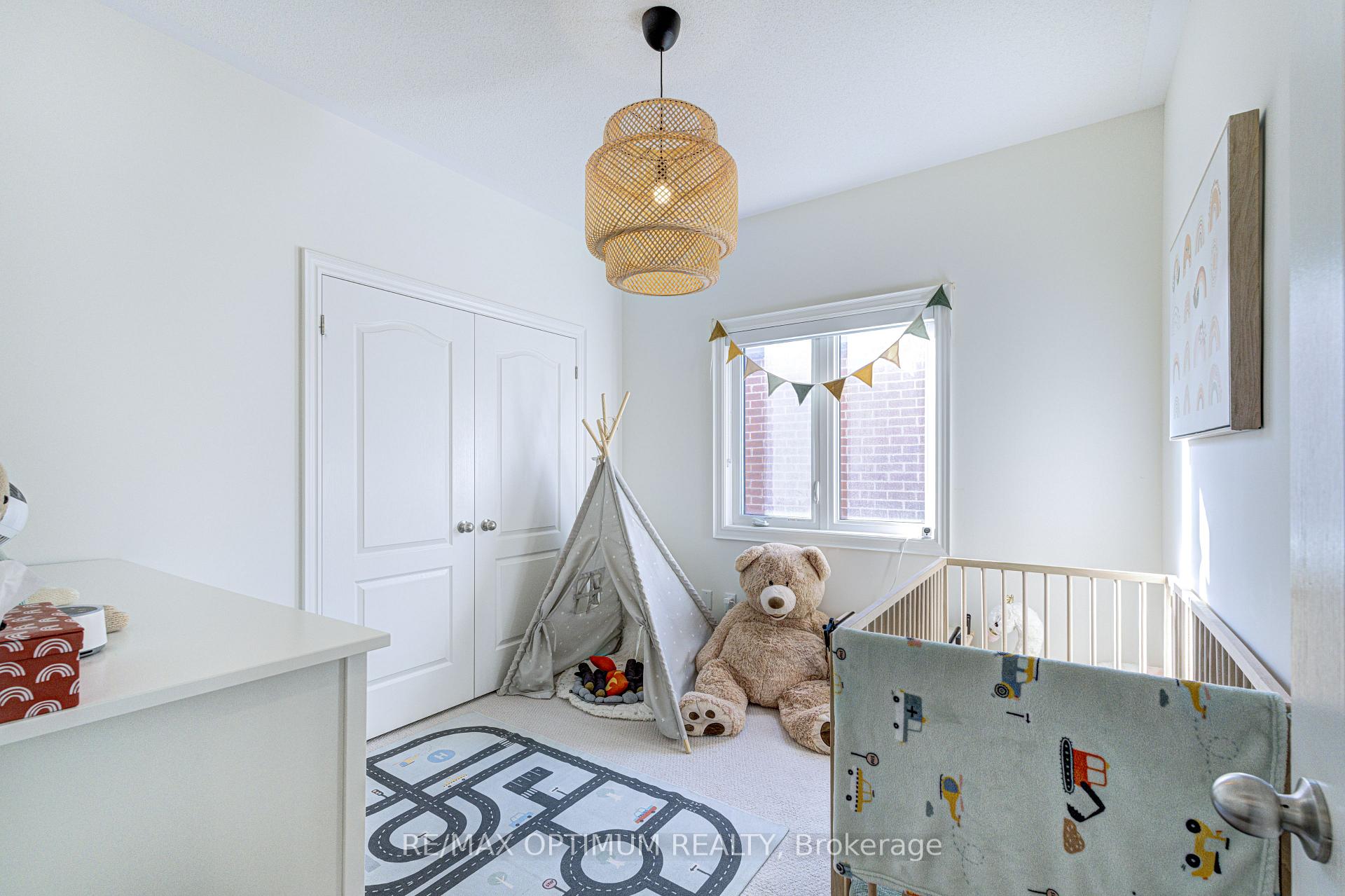 Photo 27 of 3 Mussle White Road, Brampton, Bram West — HOMEH