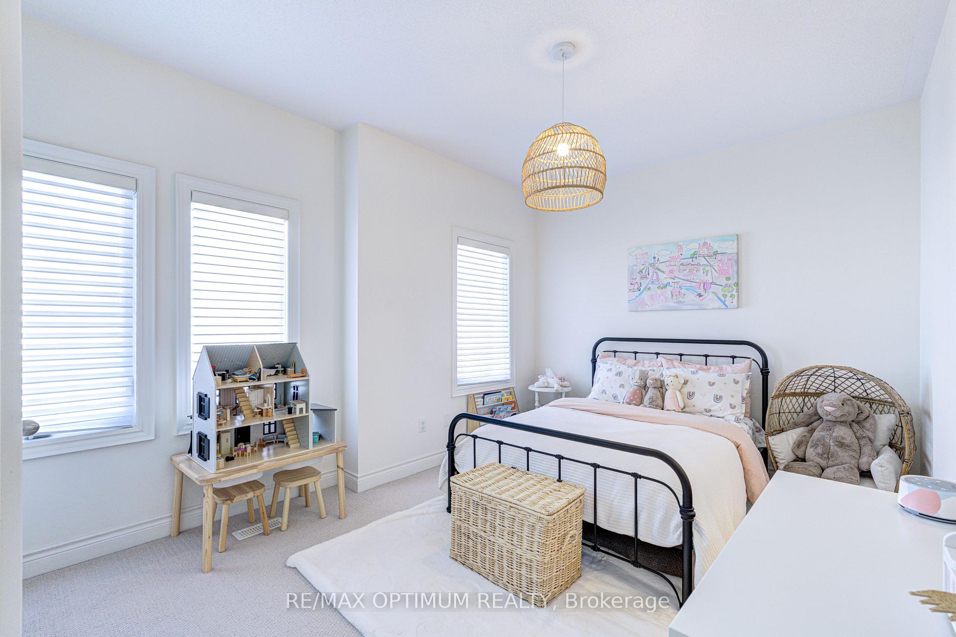 Photo 44 of 3 Mussle White Road, Brampton, Bram West — HOMEH
