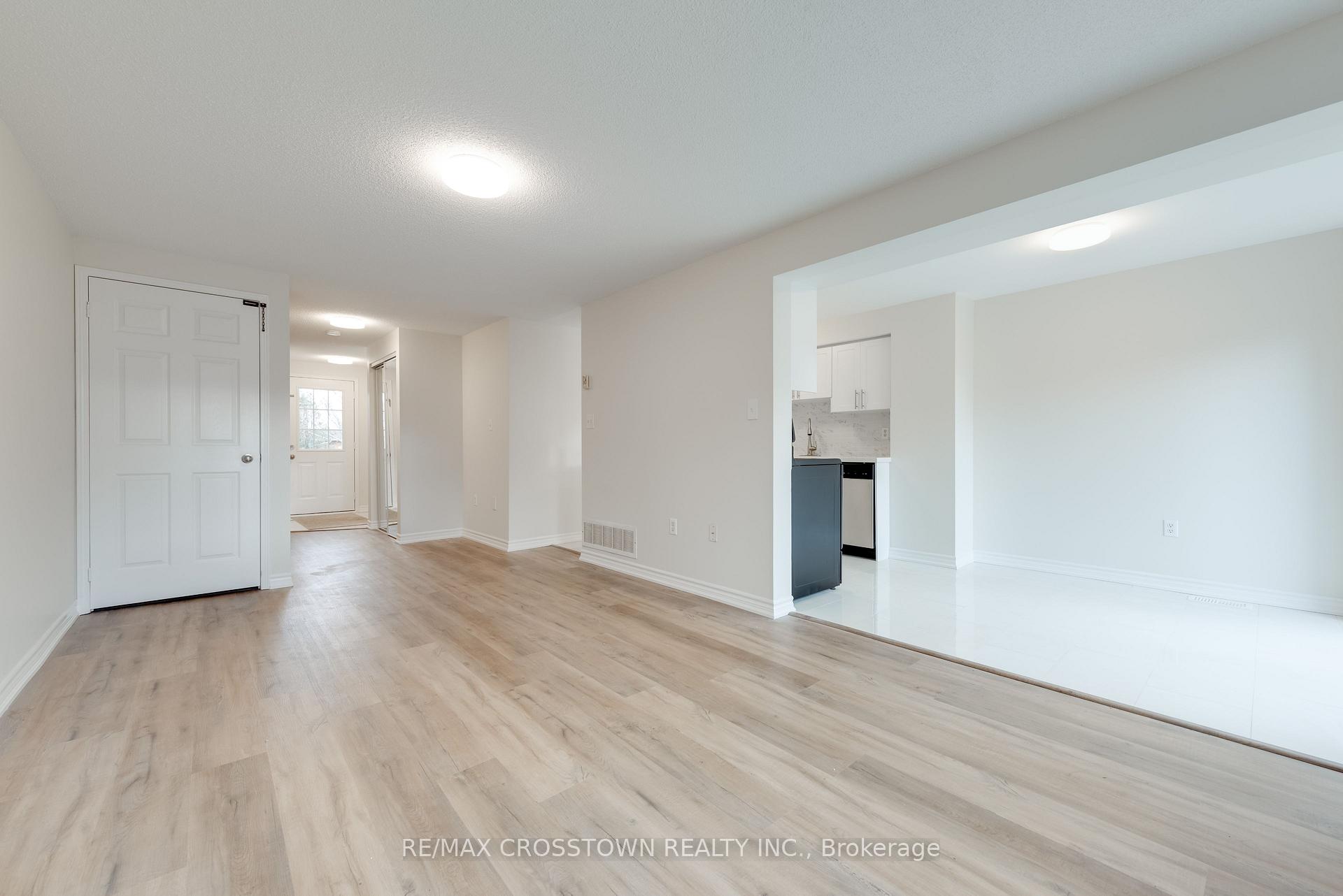 Photo 11 of 57 Lee Crescent, Barrie, Holly — HOMEH
