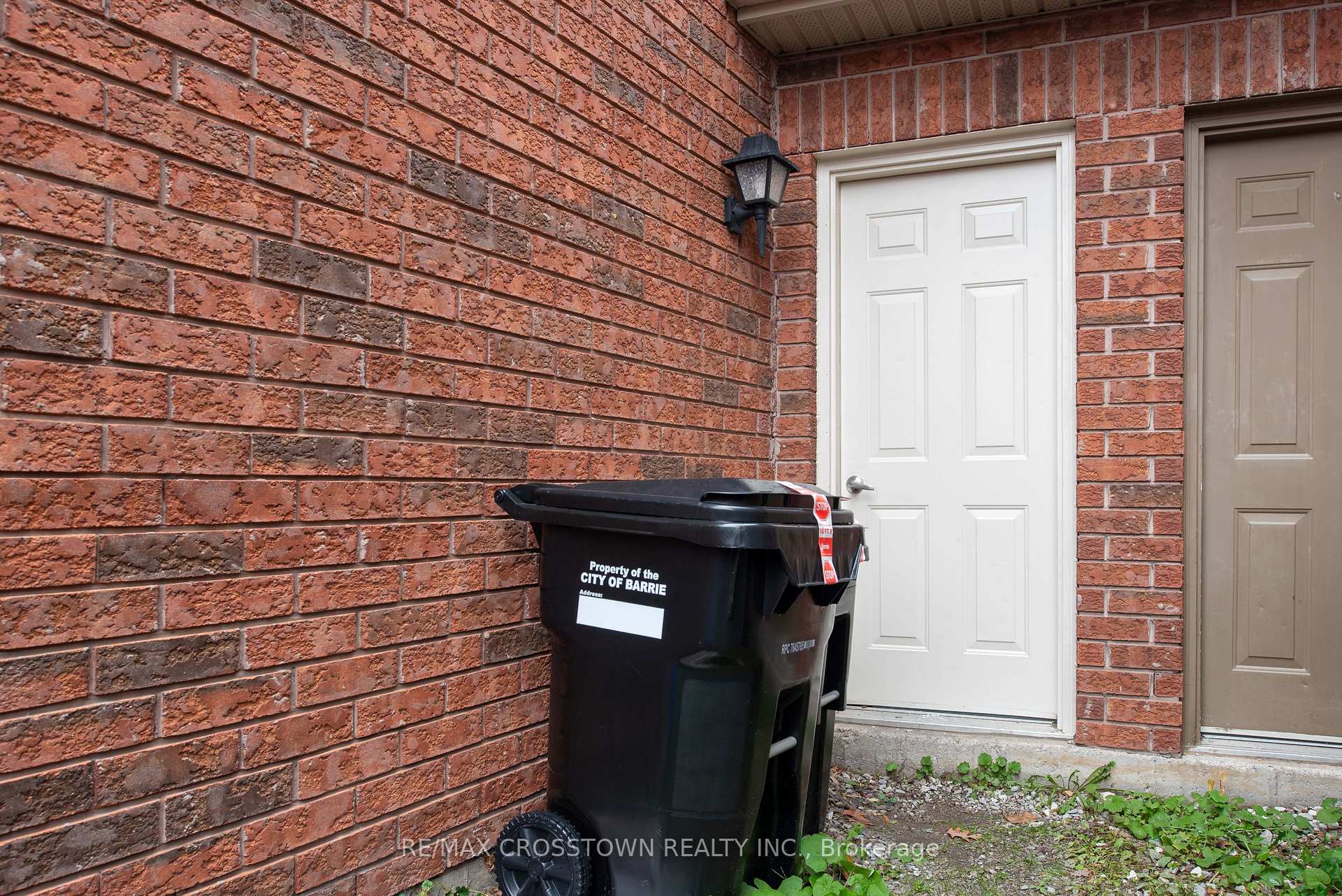 Photo 37 of 57 Lee Crescent, Barrie, Holly — HOMEH