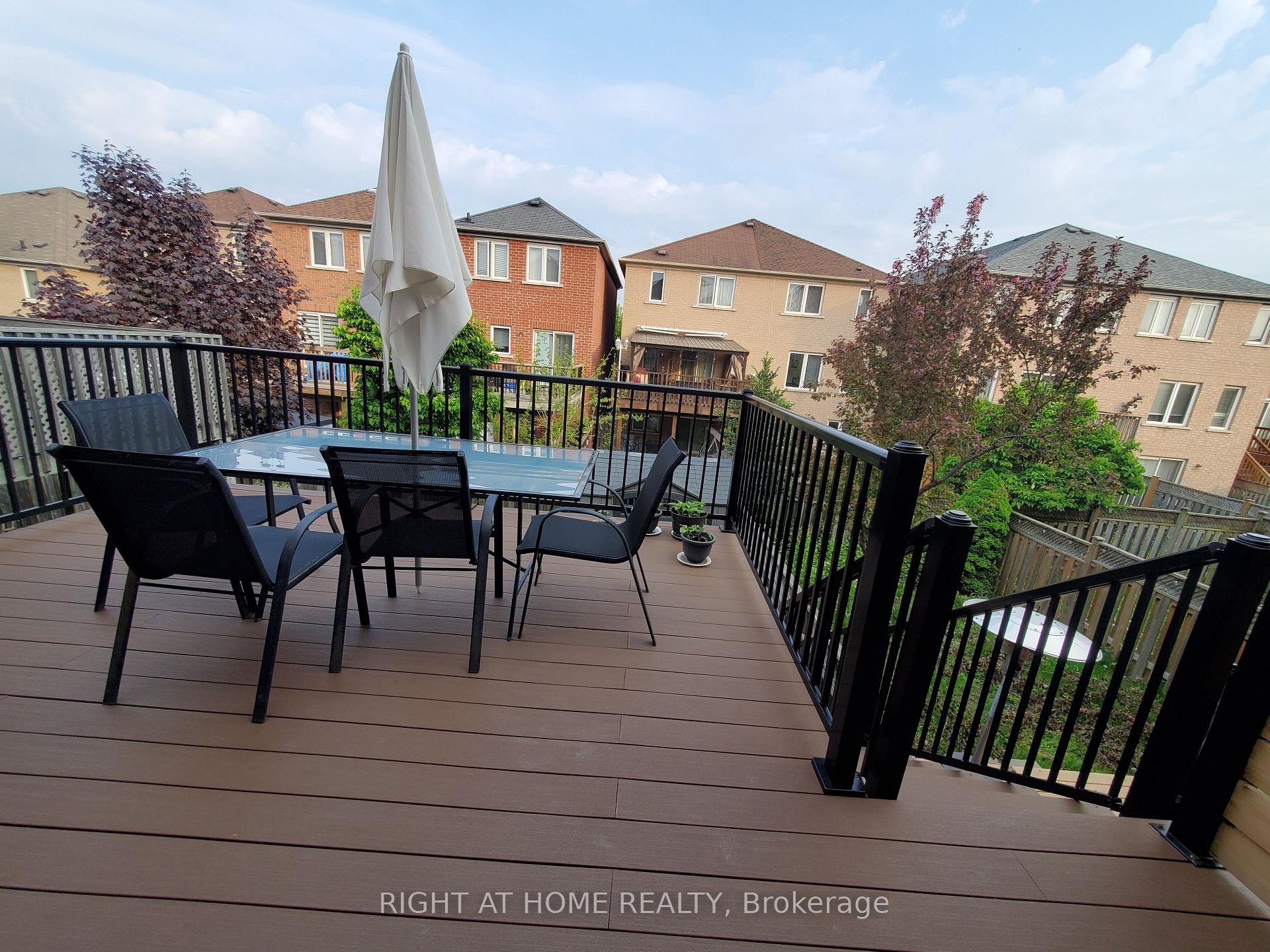 Photo 8 of 59 Sassafras Circle, Vaughan, Patterson — HOMEH