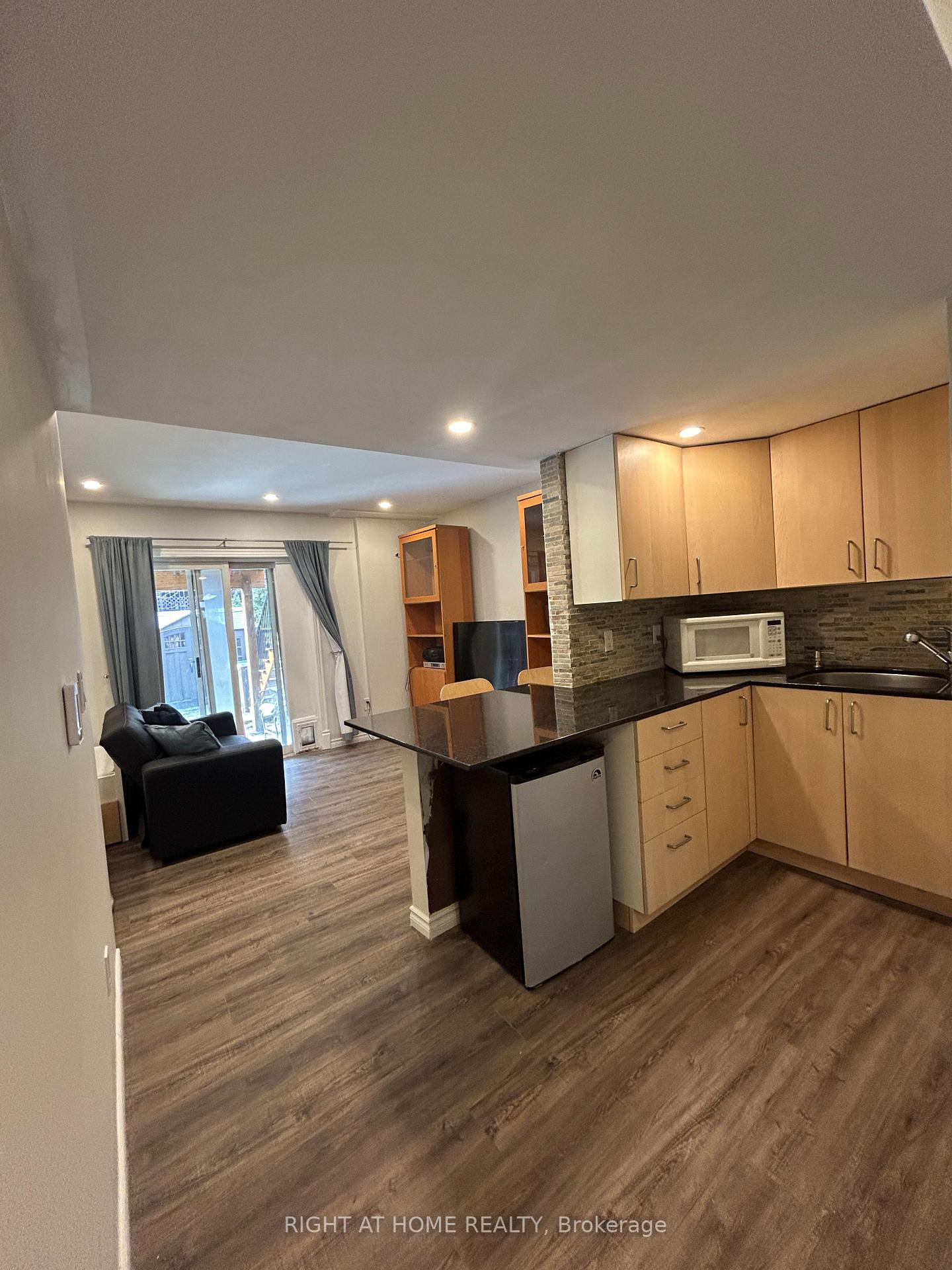 Photo 27 of 59 Sassafras Circle, Vaughan, Patterson — HOMEH