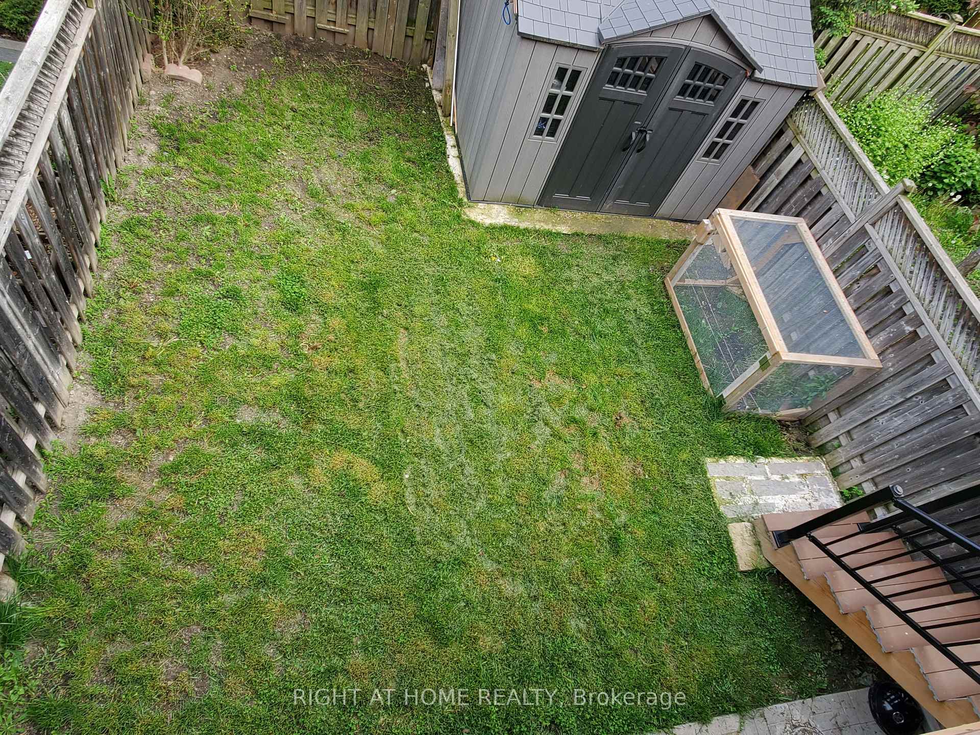 Photo 31 of 59 Sassafras Circle, Vaughan, Patterson — HOMEH