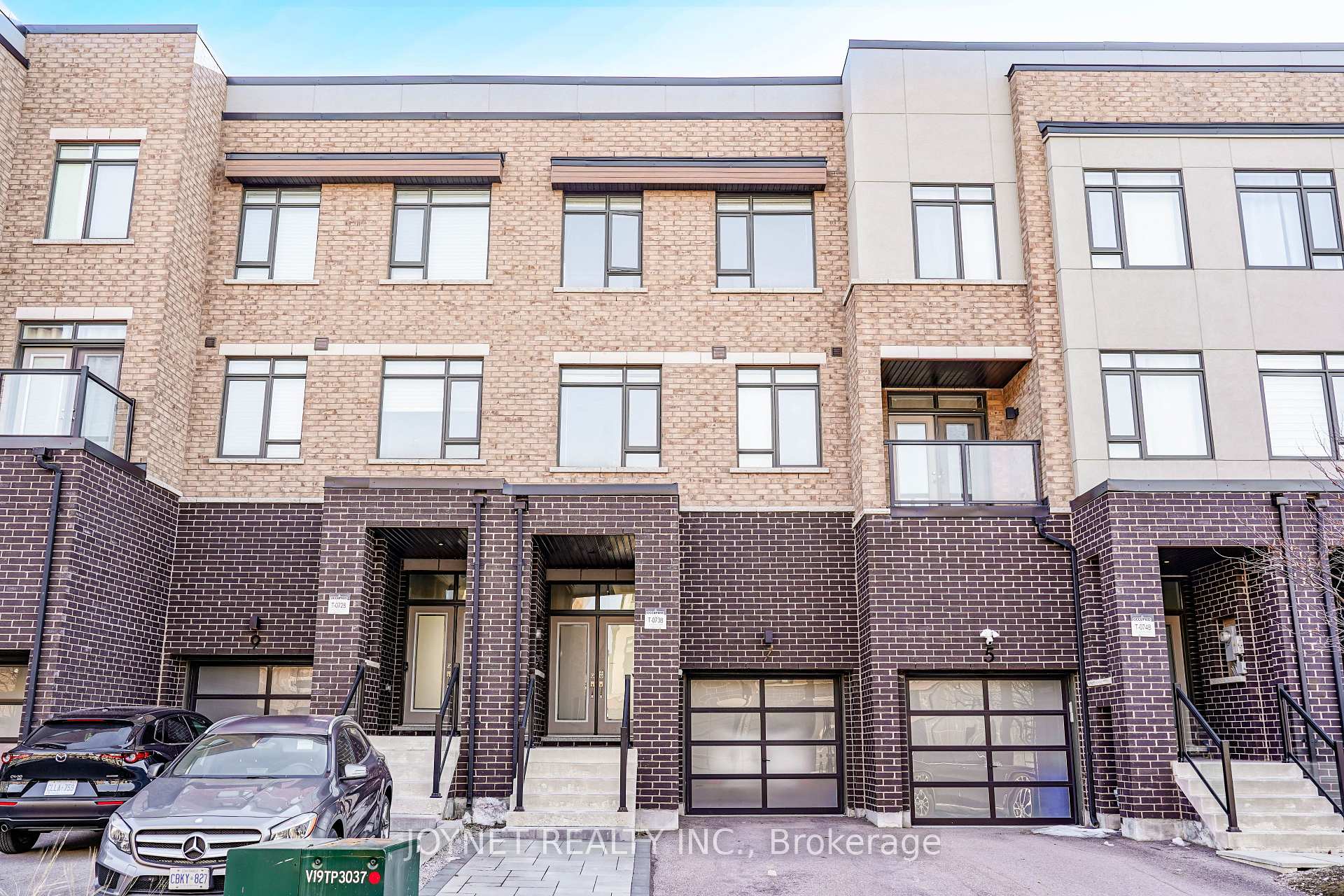 Front of 7 Glenngarry Crescent