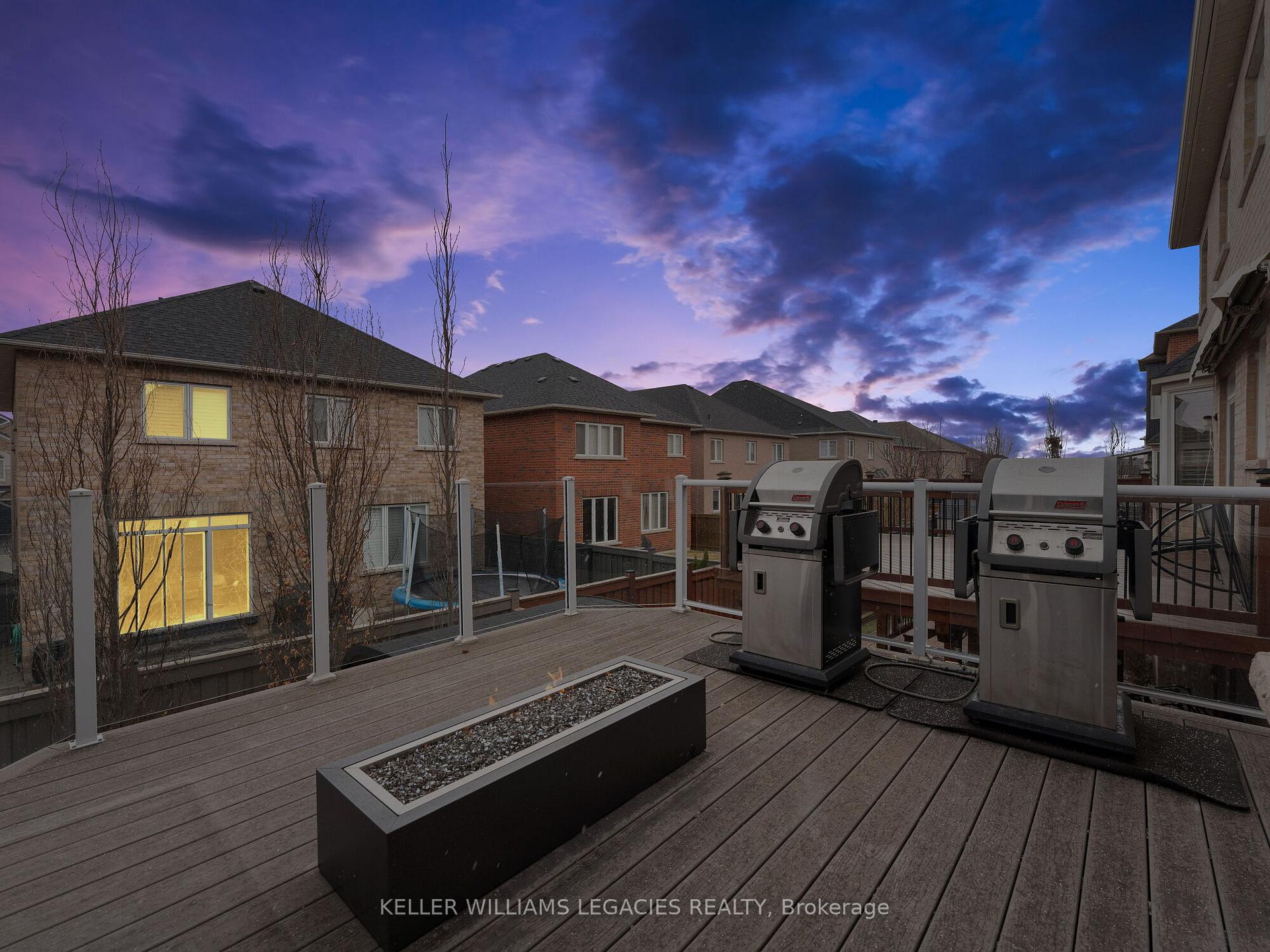 Photo 22 of 31 Chayna Crescent, Vaughan, Patterson — HOMEH