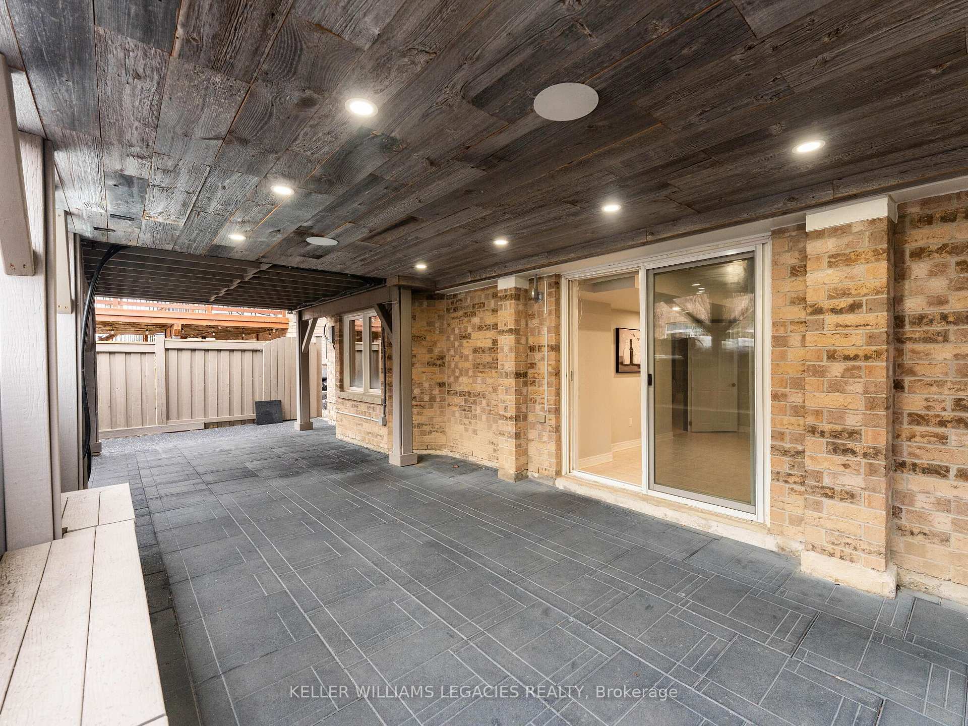 Photo 44 of 31 Chayna Crescent, Vaughan, Patterson — HOMEH