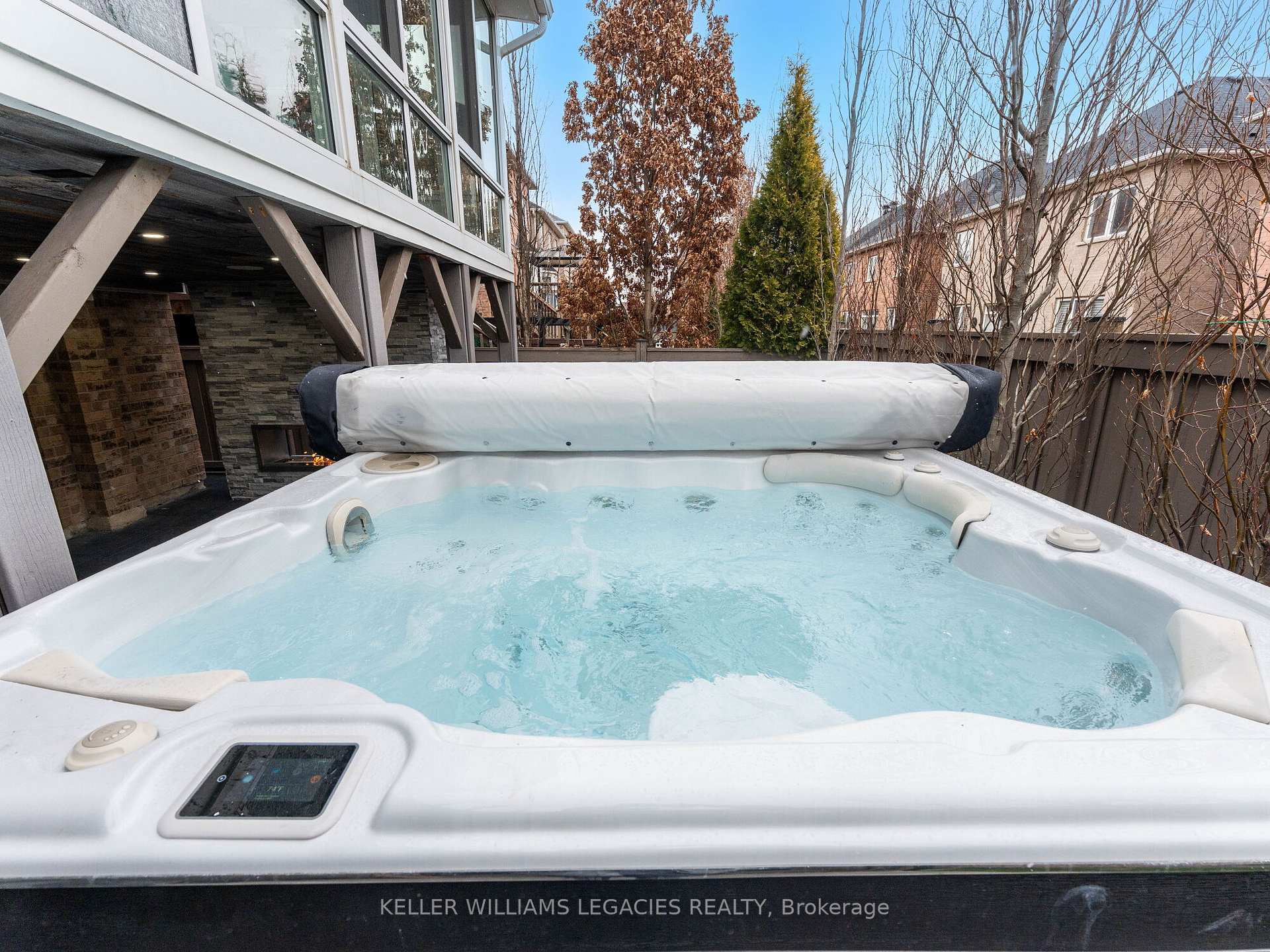 Photo 46 of 31 Chayna Crescent, Vaughan, Patterson — HOMEH