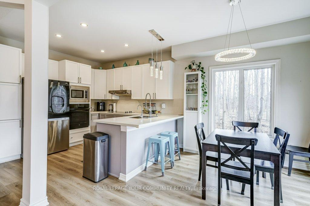 Photo 9 of 81 Logwood Drive, Vaughan, Maple — HOMEH