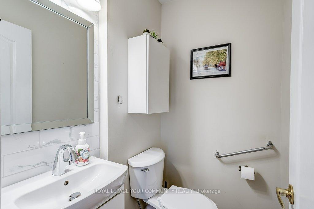 Photo 12 of 81 Logwood Drive, Vaughan, Maple — HOMEH