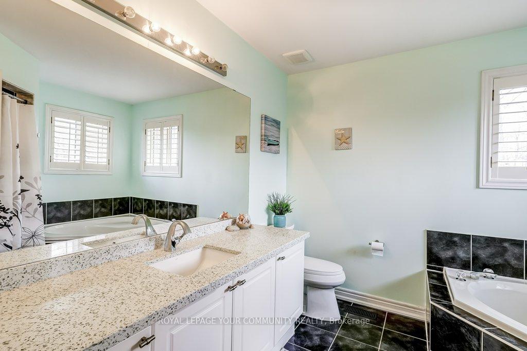 Photo 15 of 81 Logwood Drive, Vaughan, Maple — HOMEH