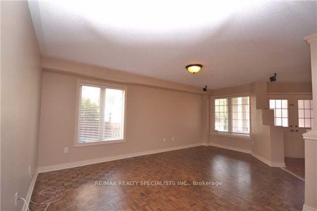 Photo 5 of 79 Gray Park Drive, Caledon, Bolton West — HOMEH