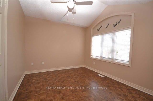 Photo 12 of 79 Gray Park Drive, Caledon, Bolton West — HOMEH