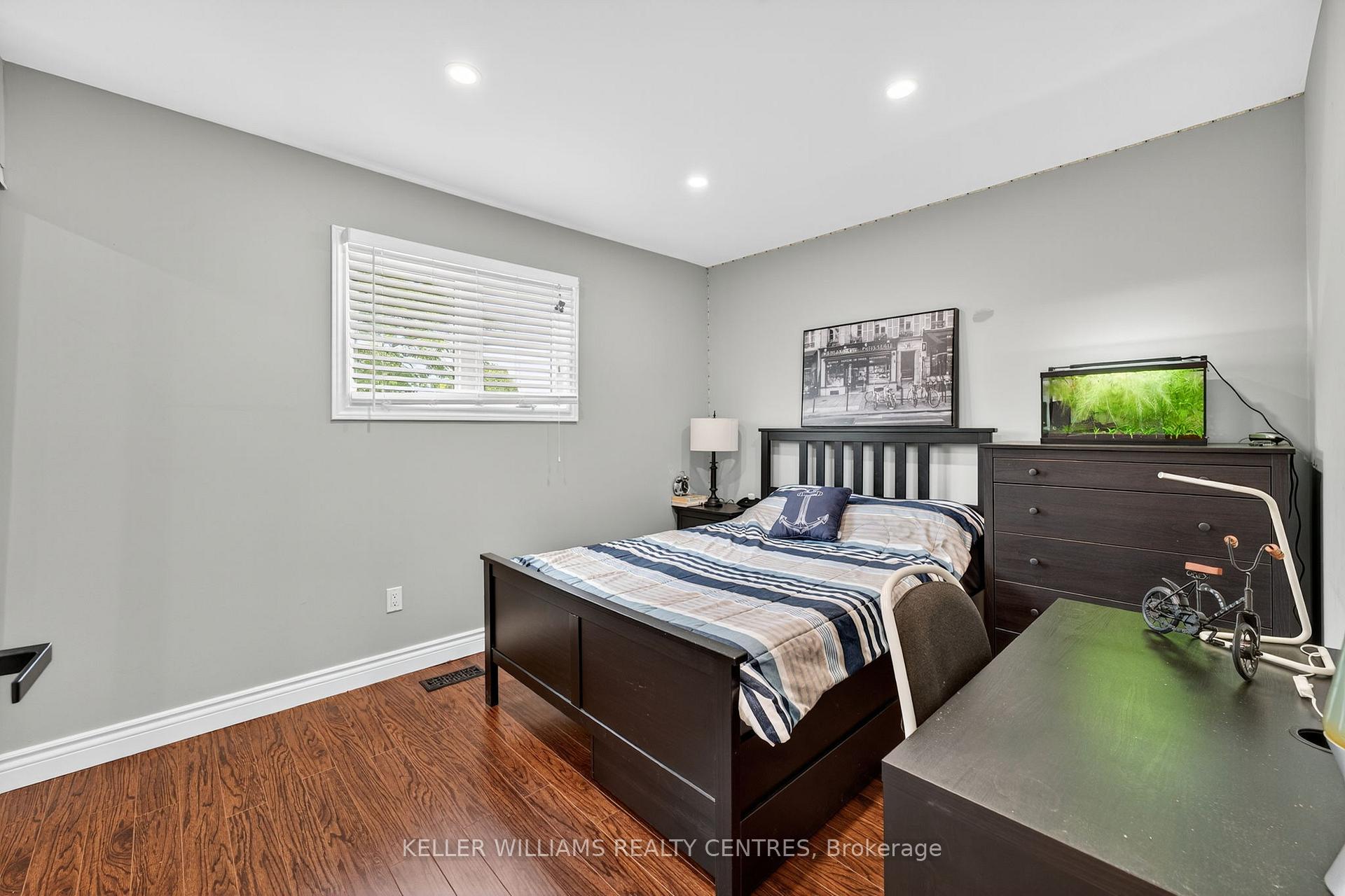 Photo 26 of 42 Buchanan Crescent, Aurora, Aurora Village — HOMEH