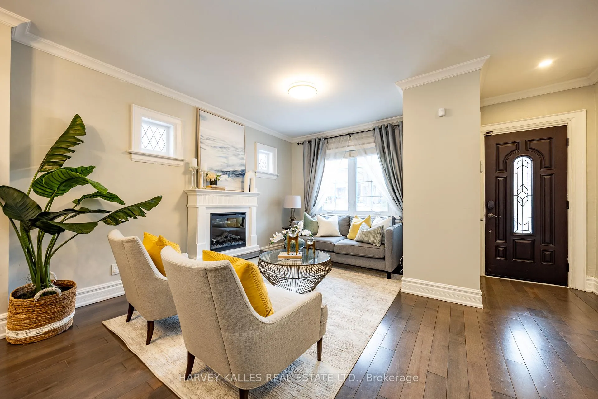 Photo 4 of 253 Broadway Avenue, Toronto, Mount Pleasant East — HOMEH