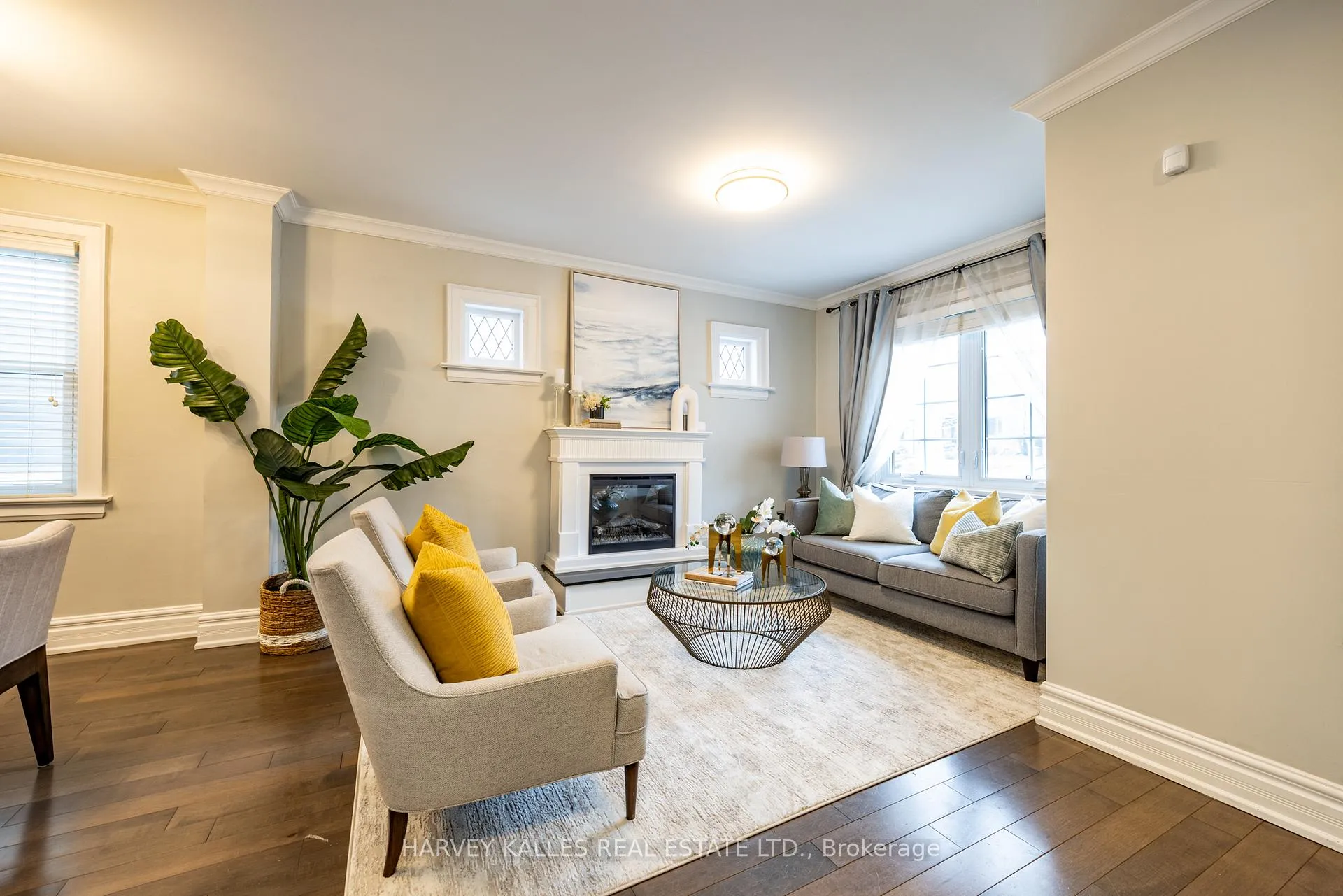 Photo 5 of 253 Broadway Avenue, Toronto, Mount Pleasant East — HOMEH