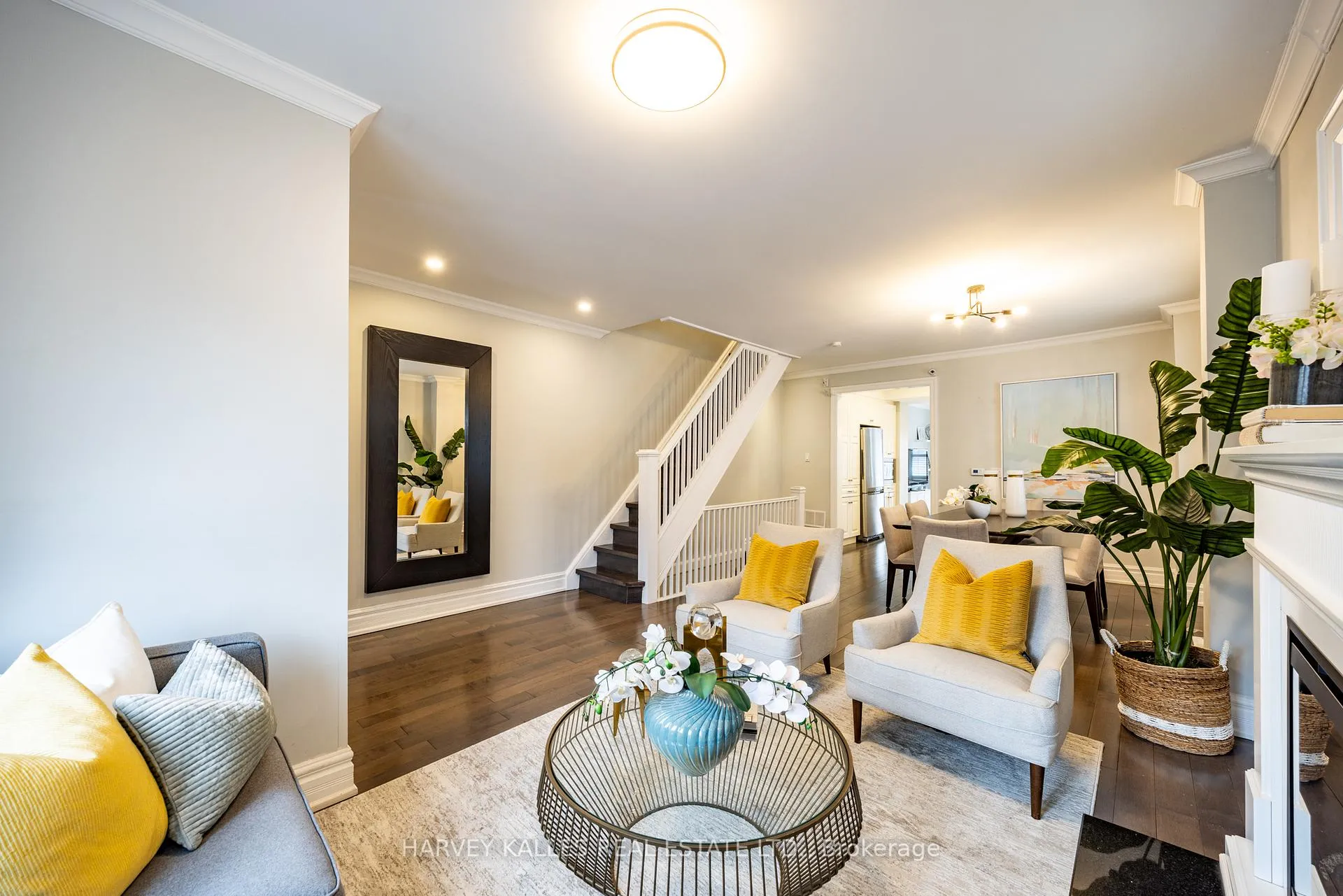 Photo 8 of 253 Broadway Avenue, Toronto, Mount Pleasant East — HOMEH