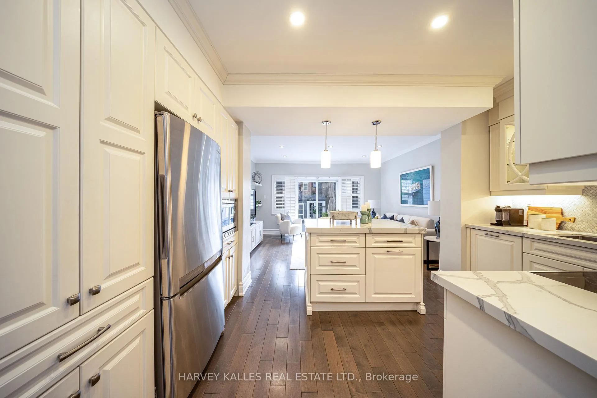 Photo 13 of 253 Broadway Avenue, Toronto, Mount Pleasant East — HOMEH