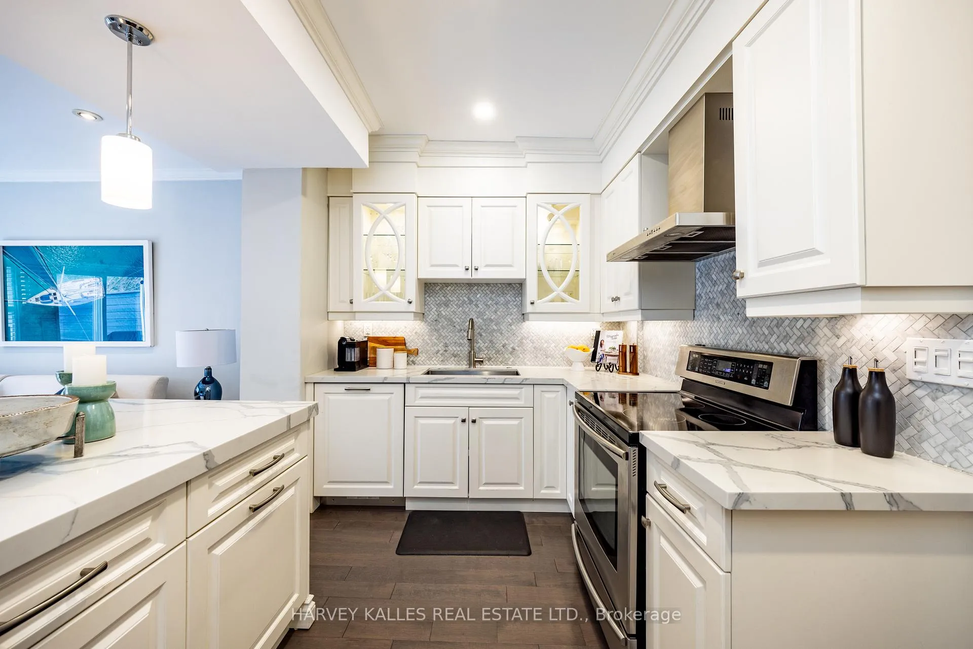 Photo 14 of 253 Broadway Avenue, Toronto, Mount Pleasant East — HOMEH