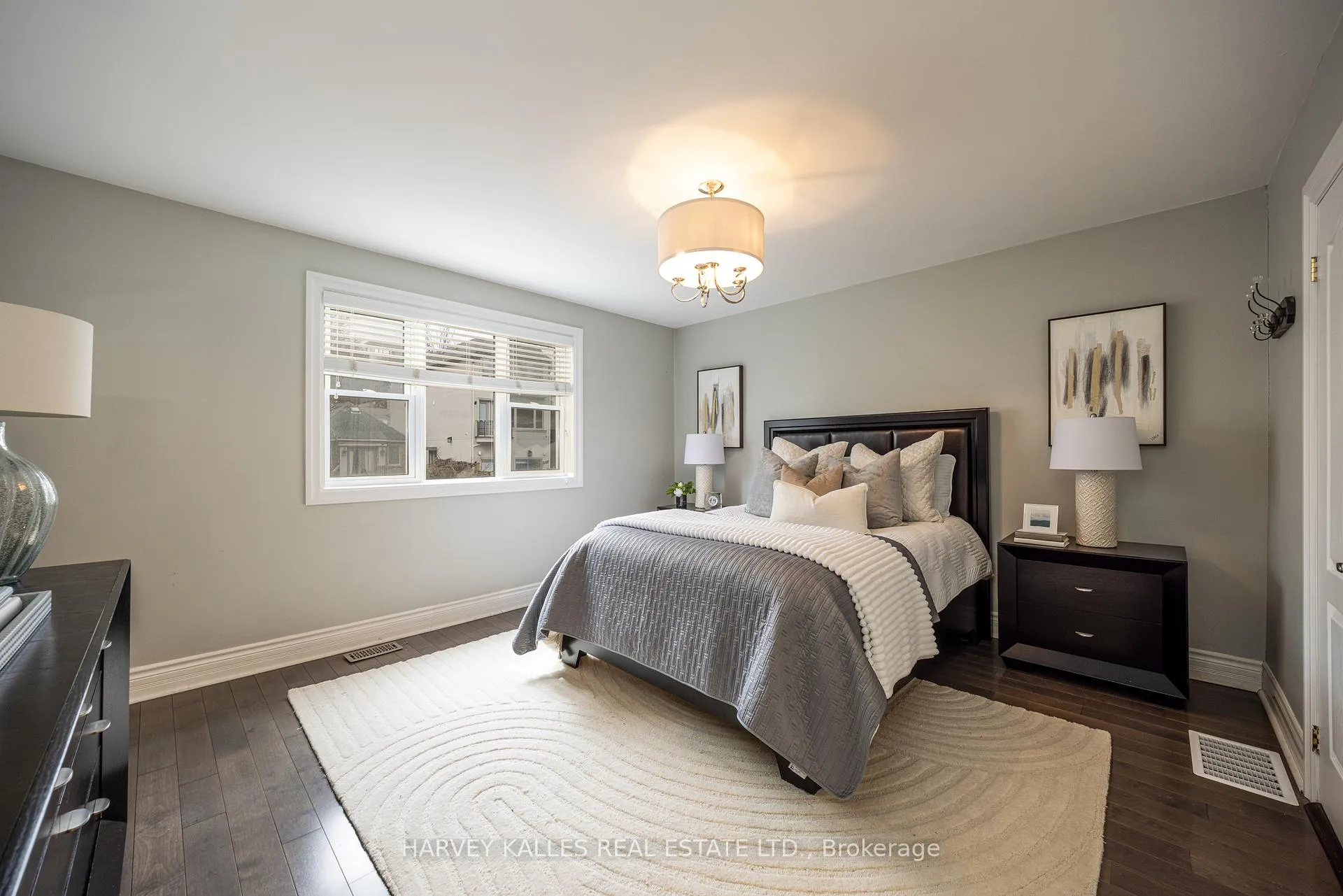 Photo 23 of 253 Broadway Avenue, Toronto, Mount Pleasant East — HOMEH