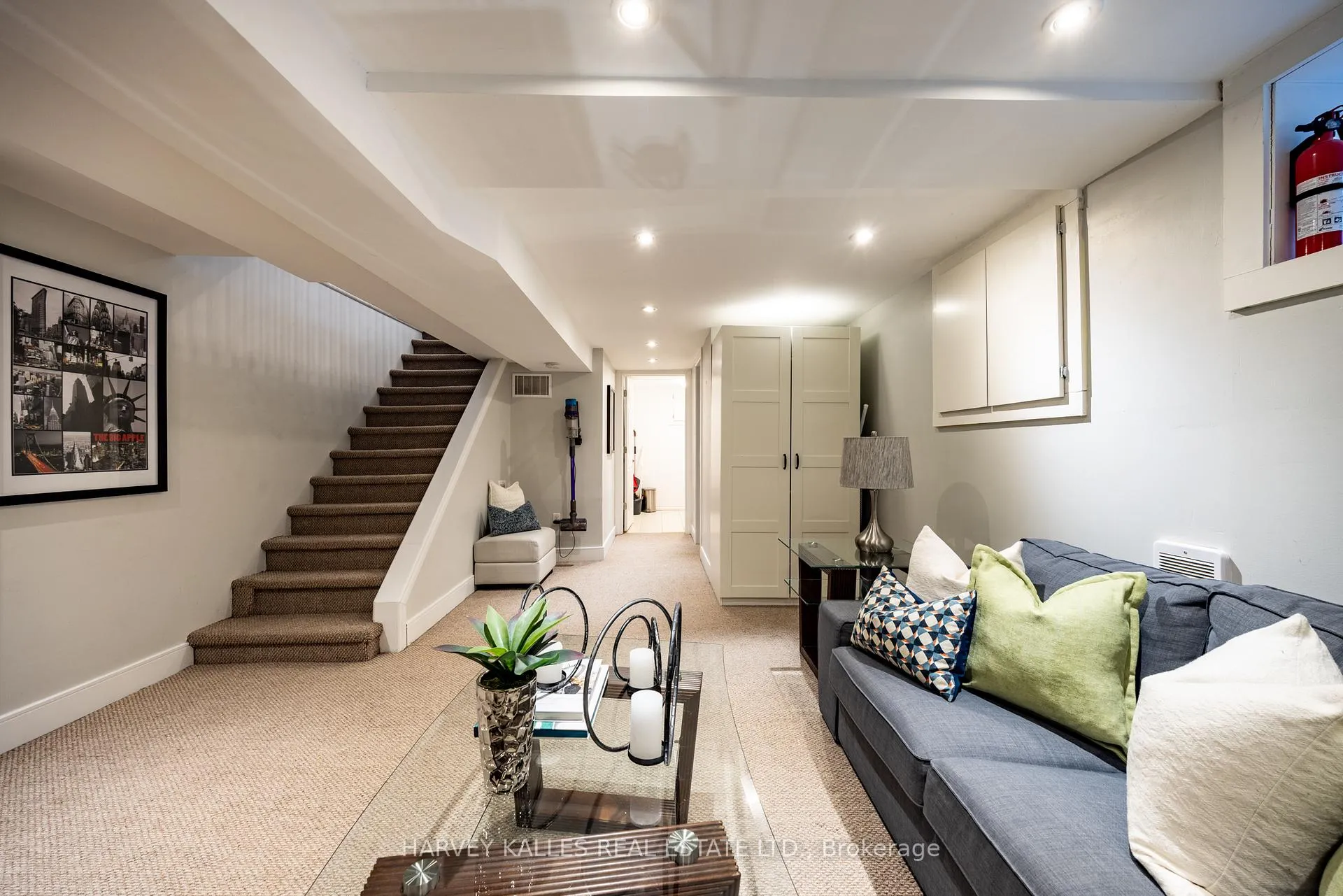 Photo 39 of 253 Broadway Avenue, Toronto, Mount Pleasant East — HOMEH