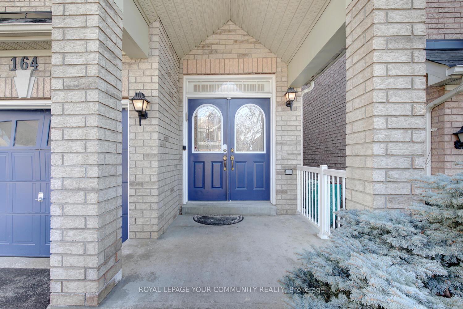 Photo 3 of 164 Chayna Crescent, Vaughan, Patterson — HOMEH