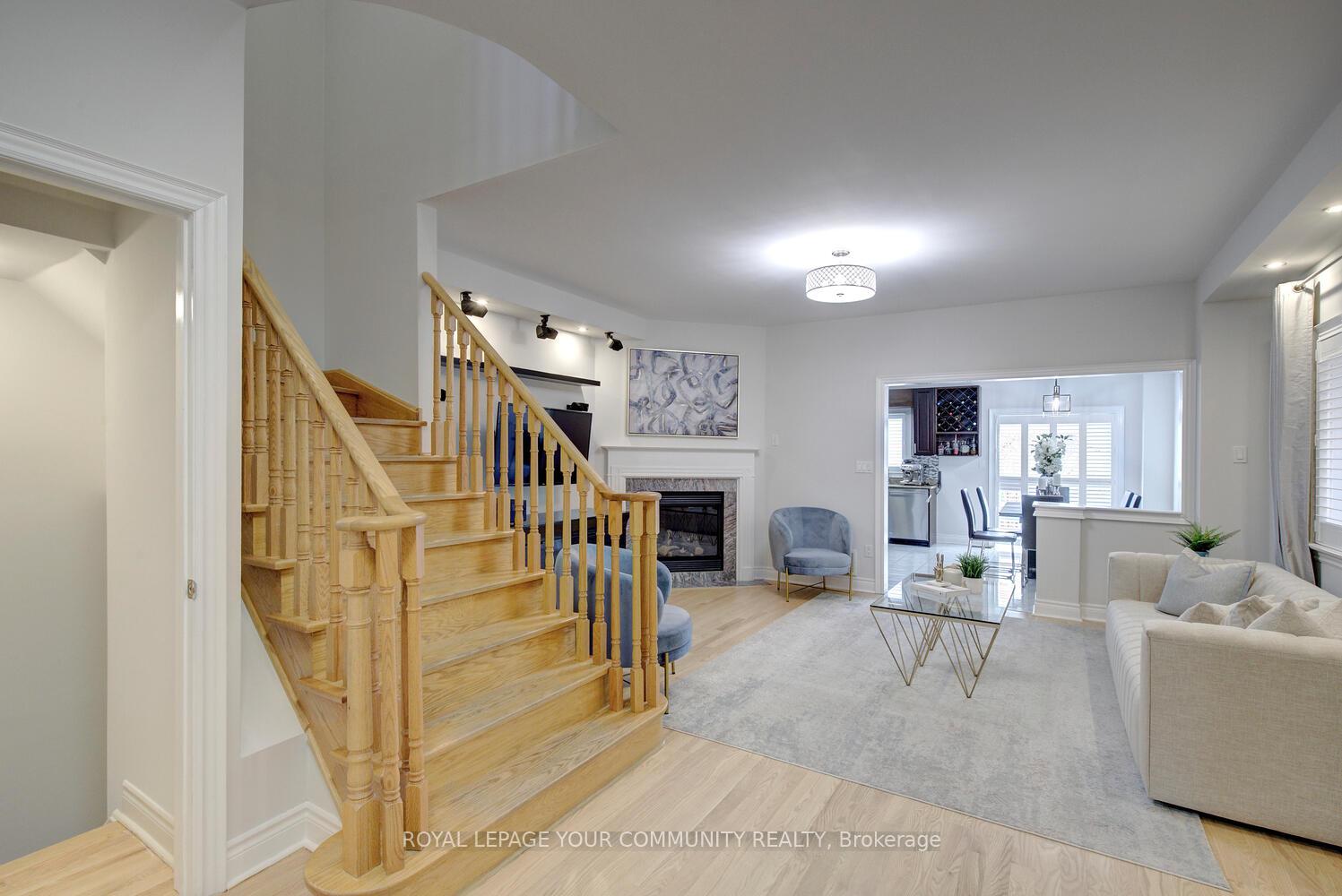 Photo 7 of 164 Chayna Crescent, Vaughan, Patterson — HOMEH