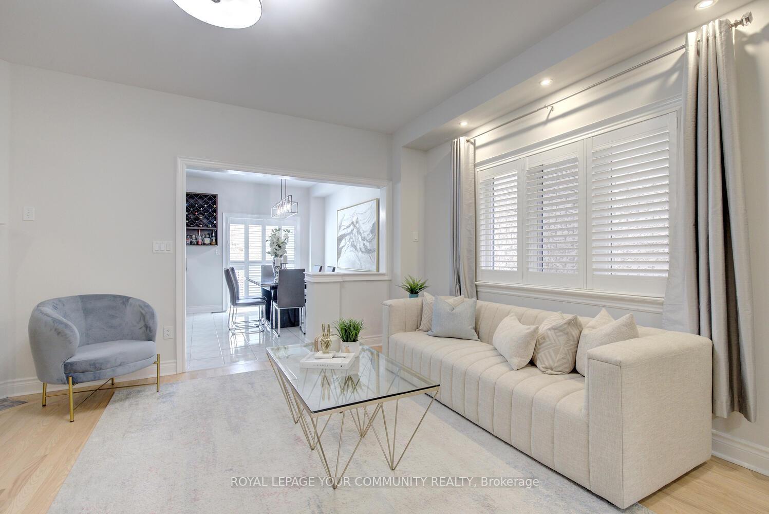 Photo 9 of 164 Chayna Crescent, Vaughan, Patterson — HOMEH