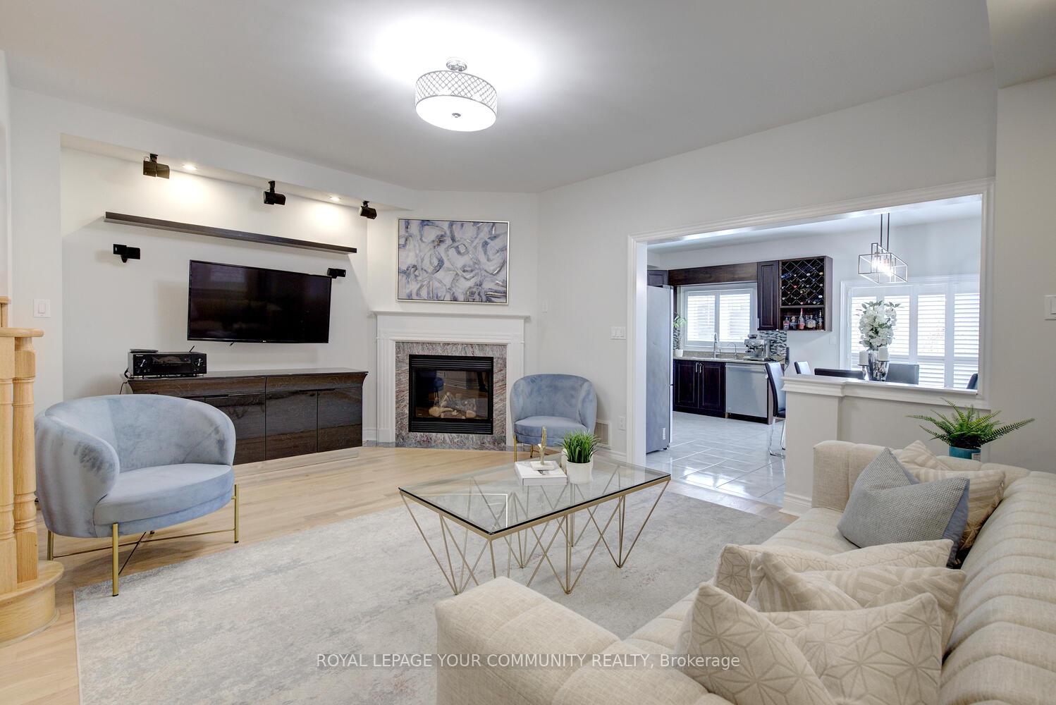 Photo 12 of 164 Chayna Crescent, Vaughan, Patterson — HOMEH