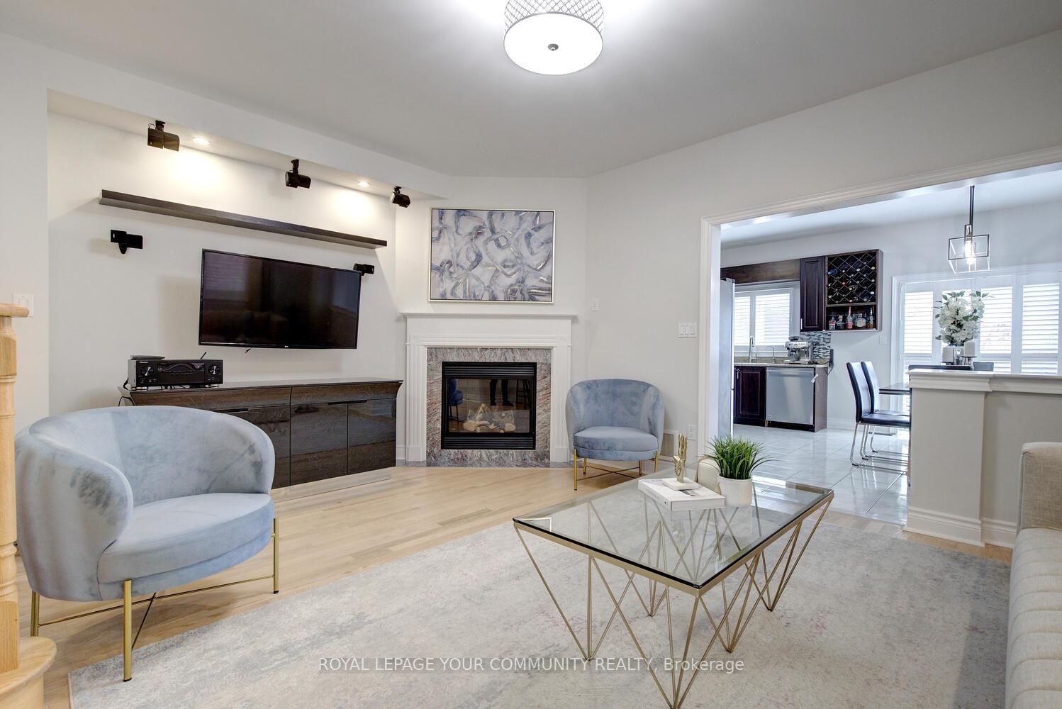 Photo 14 of 164 Chayna Crescent, Vaughan, Patterson — HOMEH