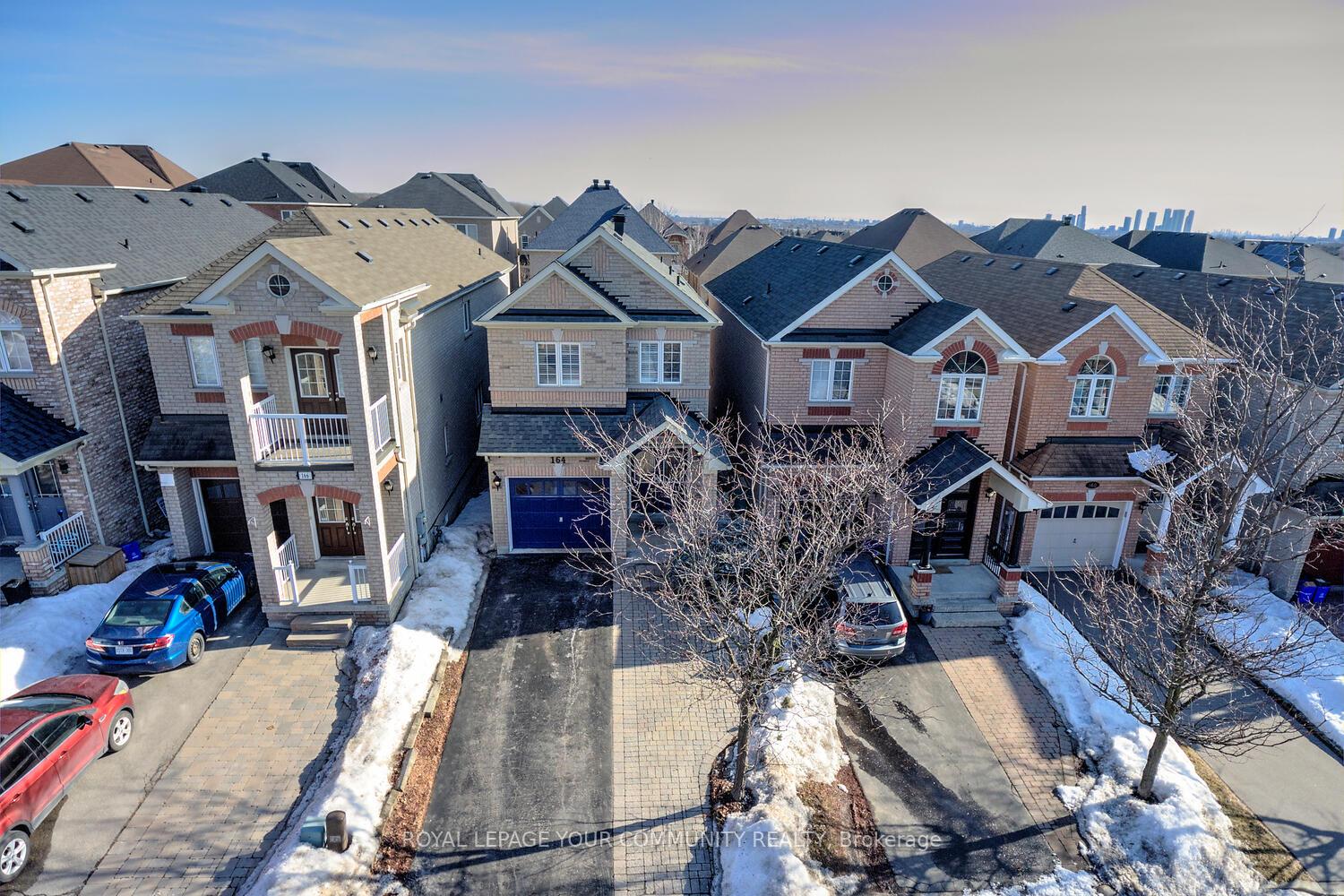 Photo 46 of 164 Chayna Crescent, Vaughan, Patterson — HOMEH