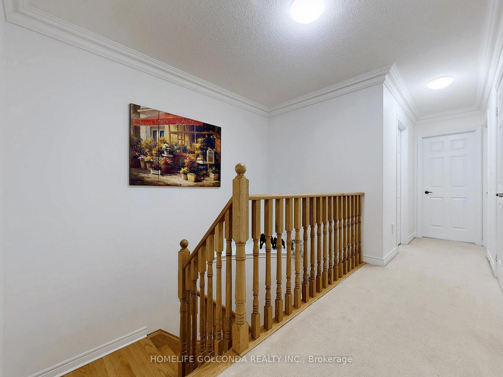 Photo 15 of 12 White Spruce Crescent, Vaughan, Patterson — HOMEH