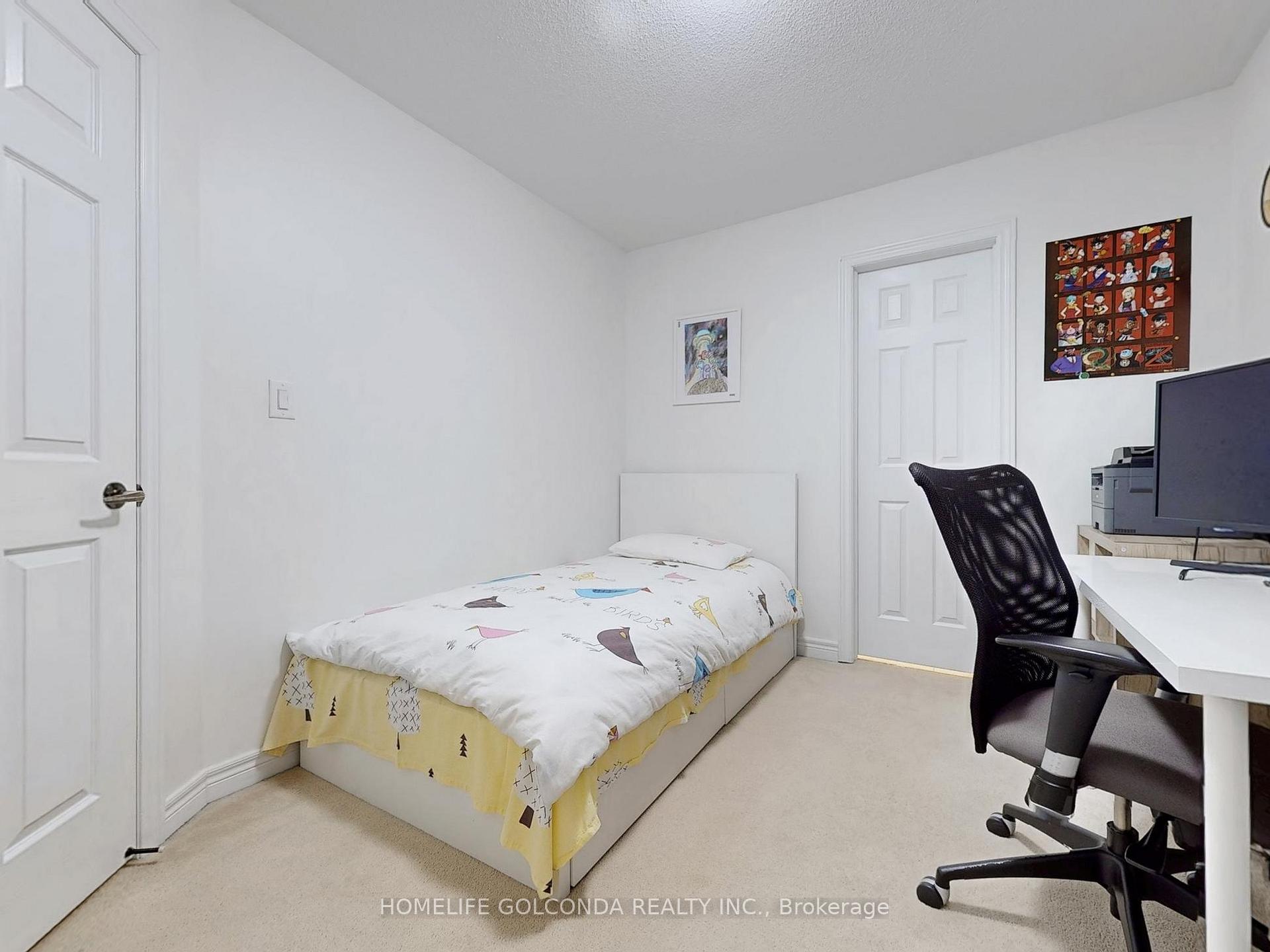 Photo 27 of 12 White Spruce Crescent, Vaughan, Patterson — HOMEH