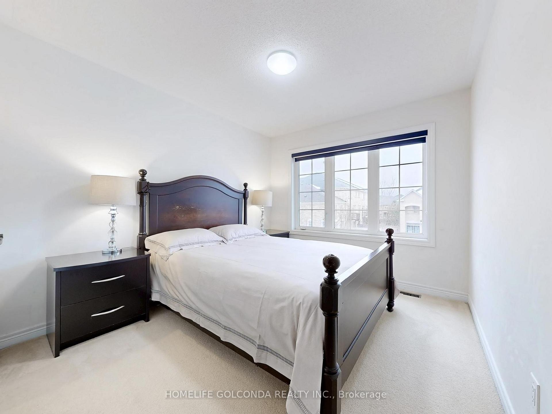 Photo 28 of 12 White Spruce Crescent, Vaughan, Patterson — HOMEH