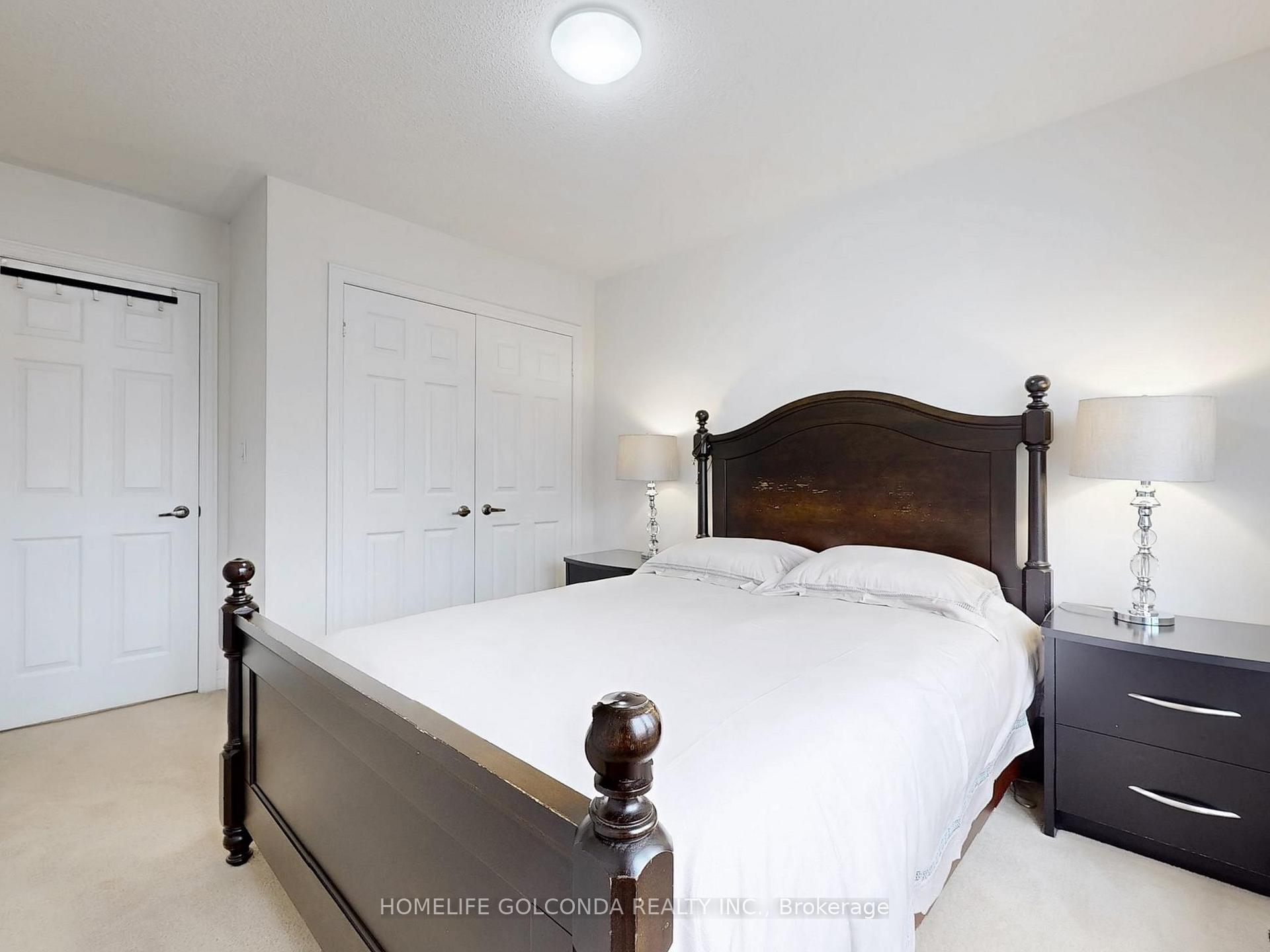 Photo 29 of 12 White Spruce Crescent, Vaughan, Patterson — HOMEH