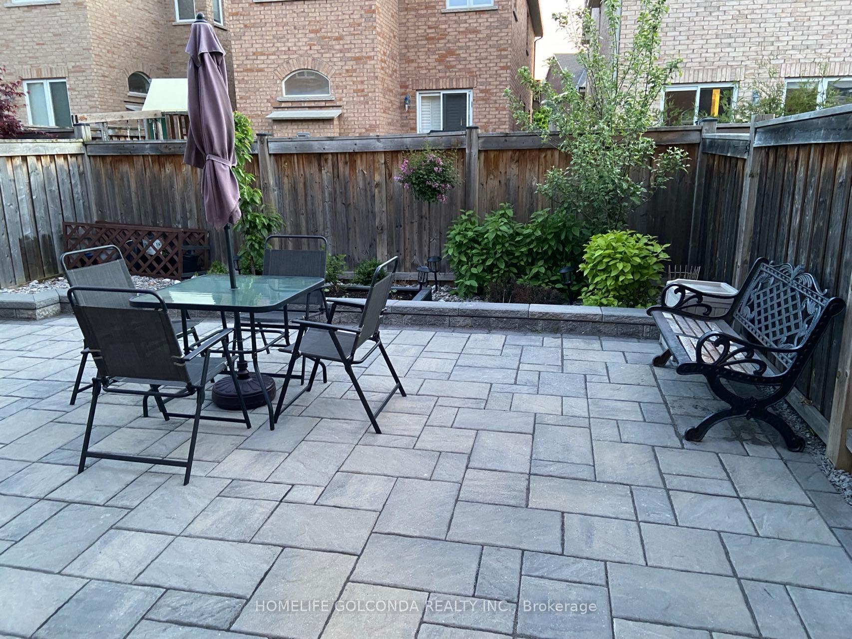 Photo 40 of 12 White Spruce Crescent, Vaughan, Patterson — HOMEH