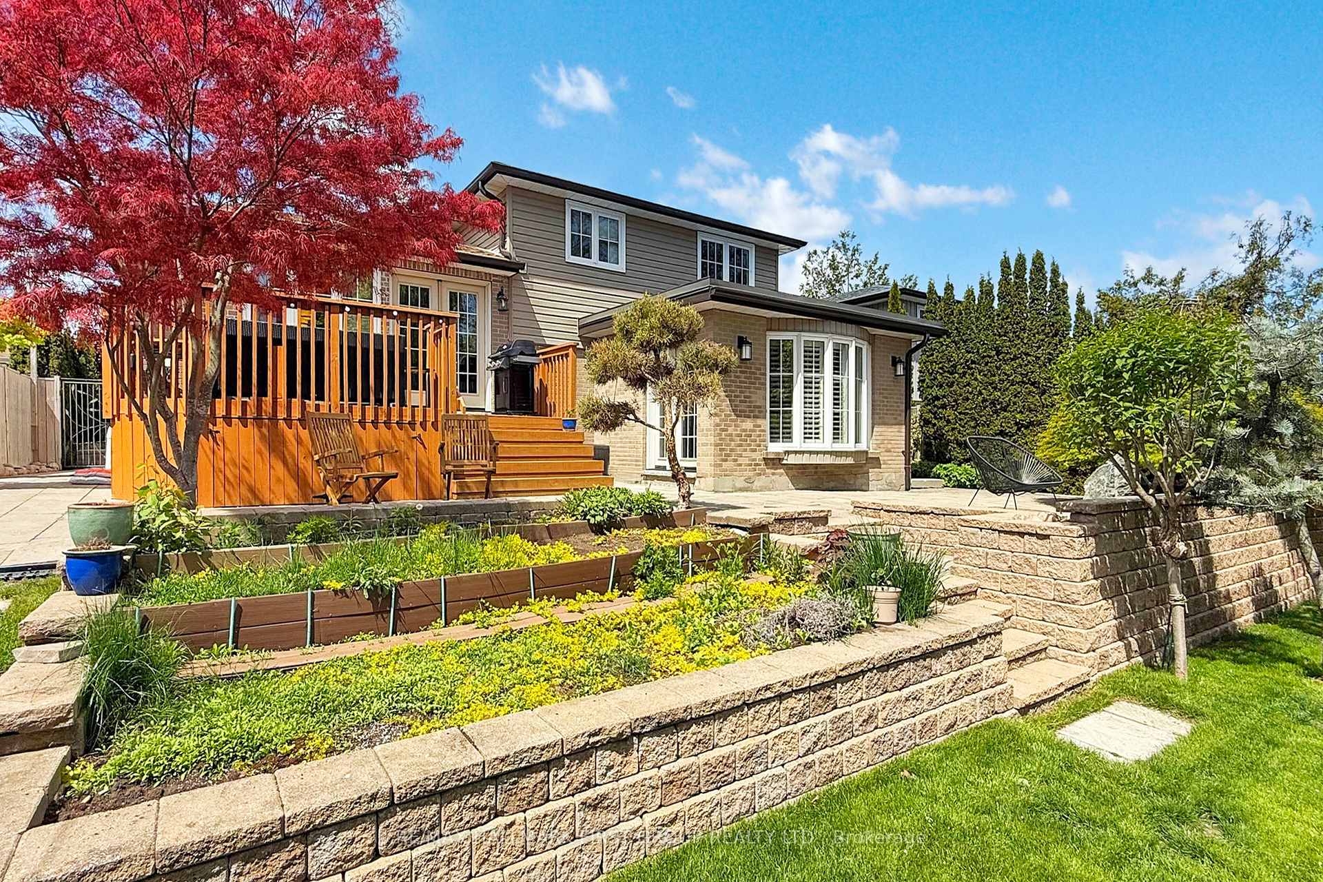 Photo 33 of 48 Crawford Drive, Ajax, South East — HOMEH