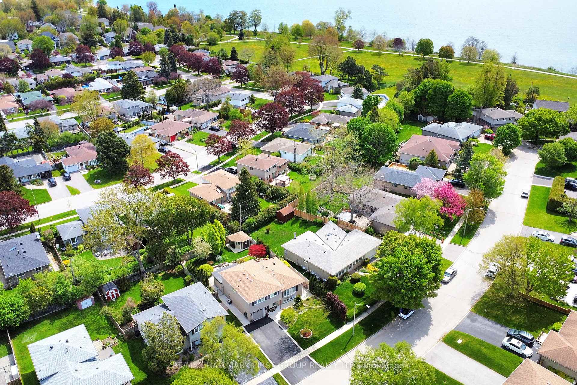 Photo 47 of 48 Crawford Drive, Ajax, South East — HOMEH