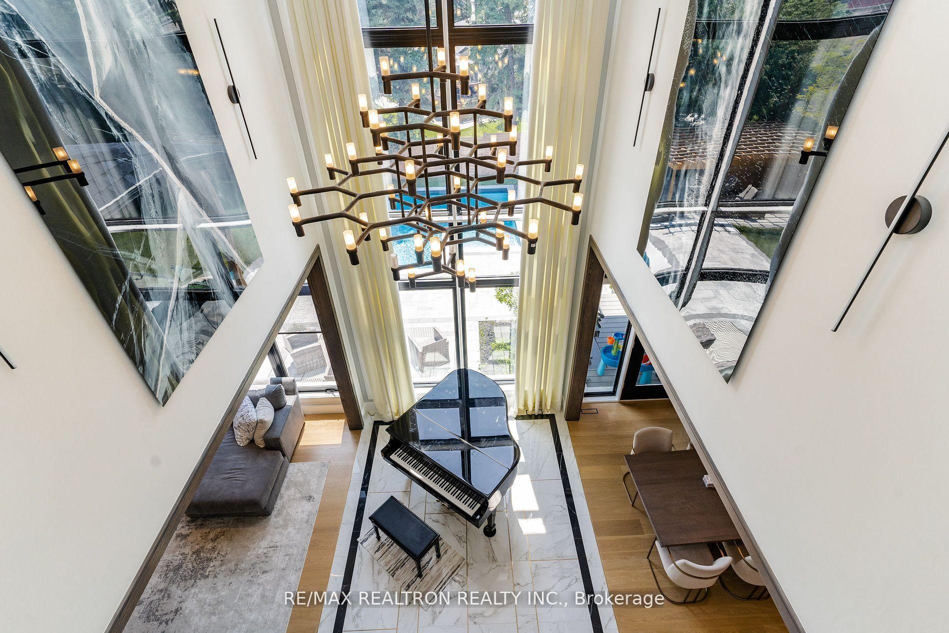 Photo 15 of 17 Malaren Road, Vaughan, Maple — HOMEH